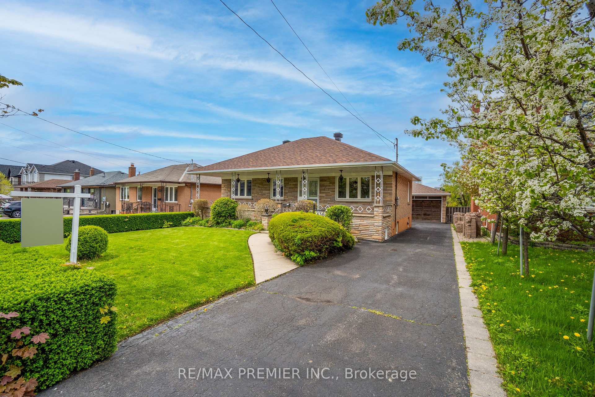 436 Rustic Road Toronto Ontario Canada Sale residential LYUDMYLA AFANASIYADI RE/MAX PREMIER INC. Brokerage*