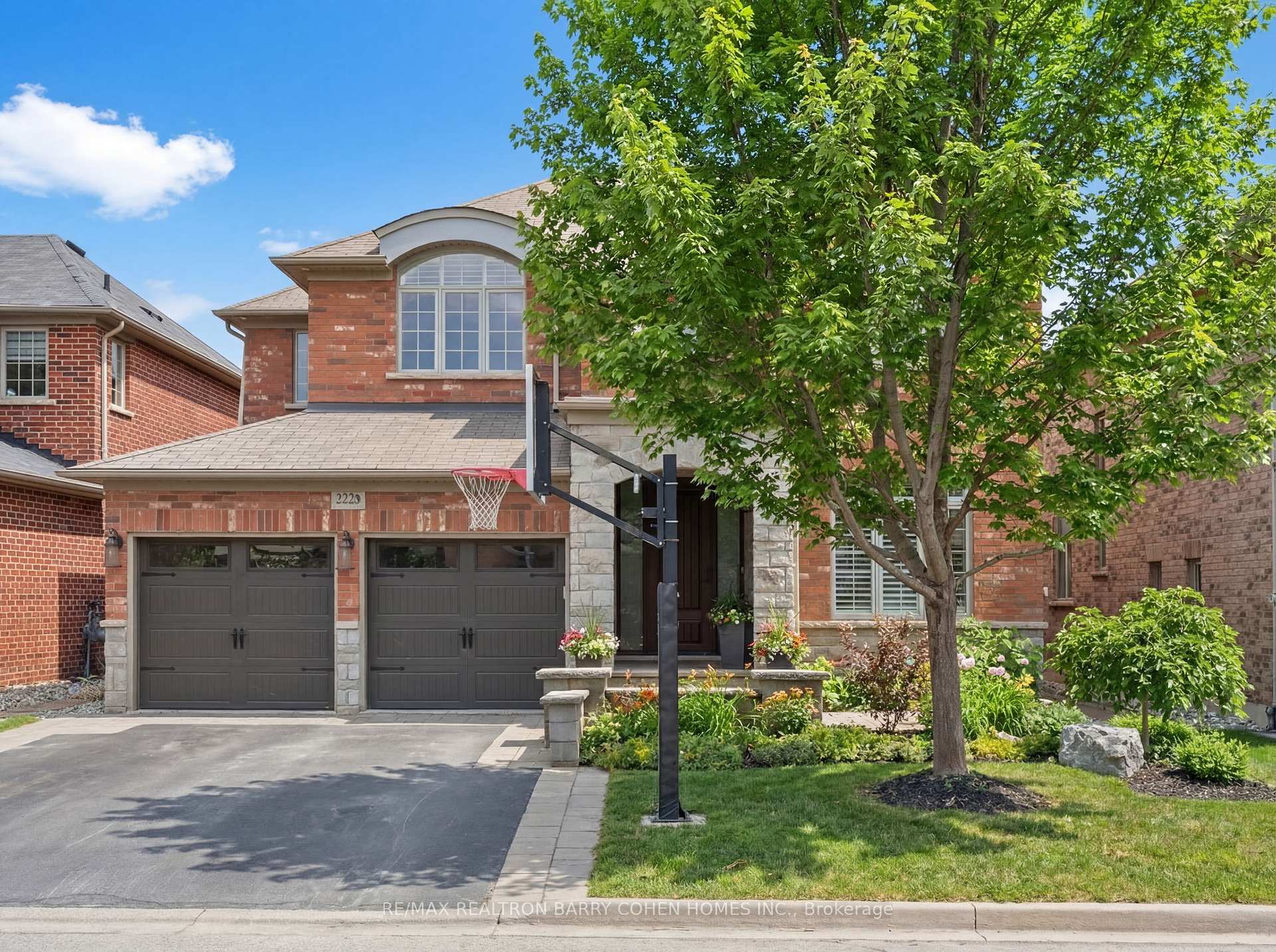 3225 Saltaire Crescent Oakville Ontario Canada Sold residential Kevin Kilislian Kingsway Real Estate Brokerage*