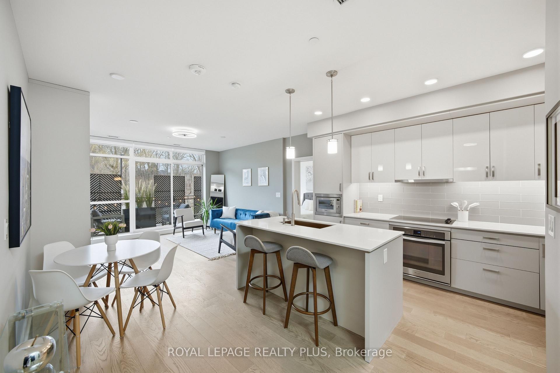 105 - 1575 Lakeshore Road W Mississauga Ontario Canada Rent residential Diane Adler Royal LePage Realty Plus, Brokerage*
