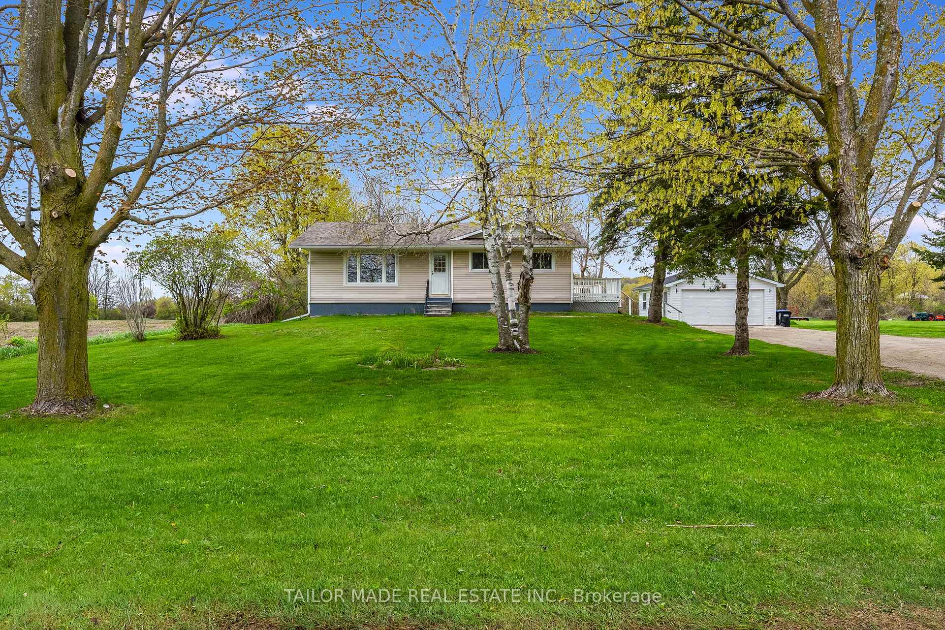 61 George Street Clearview Ontario Canada Sale residential Melanie Daigle Tailor Made Real Estate Inc., Brokerage *