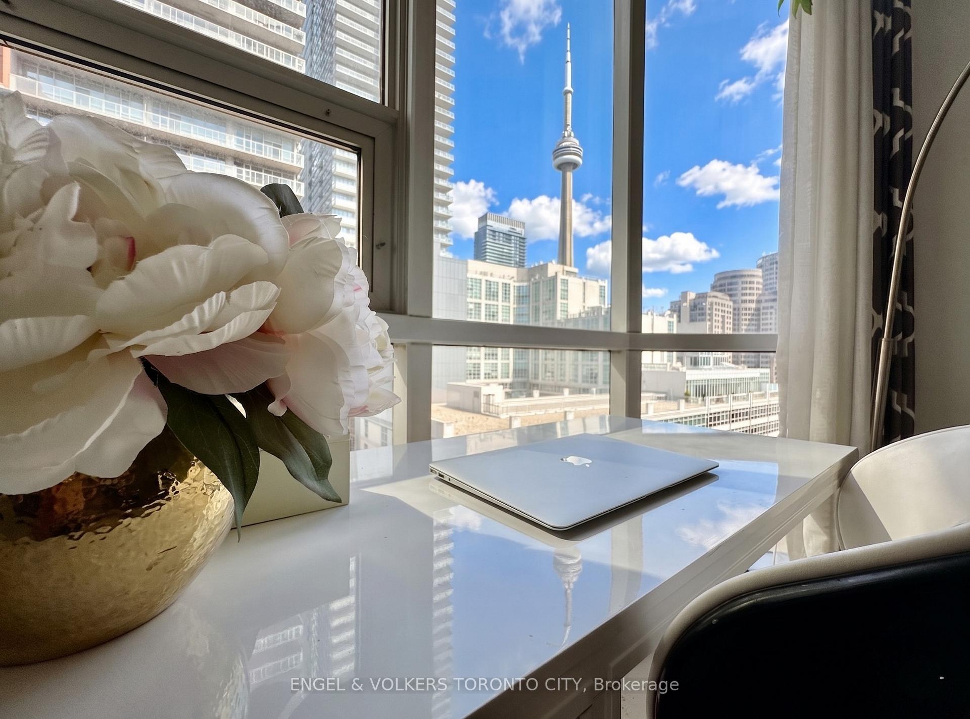 706 - 393 King Street W Toronto Ontario Canada Sale residential   Starion Realty Inc., Brokerage*