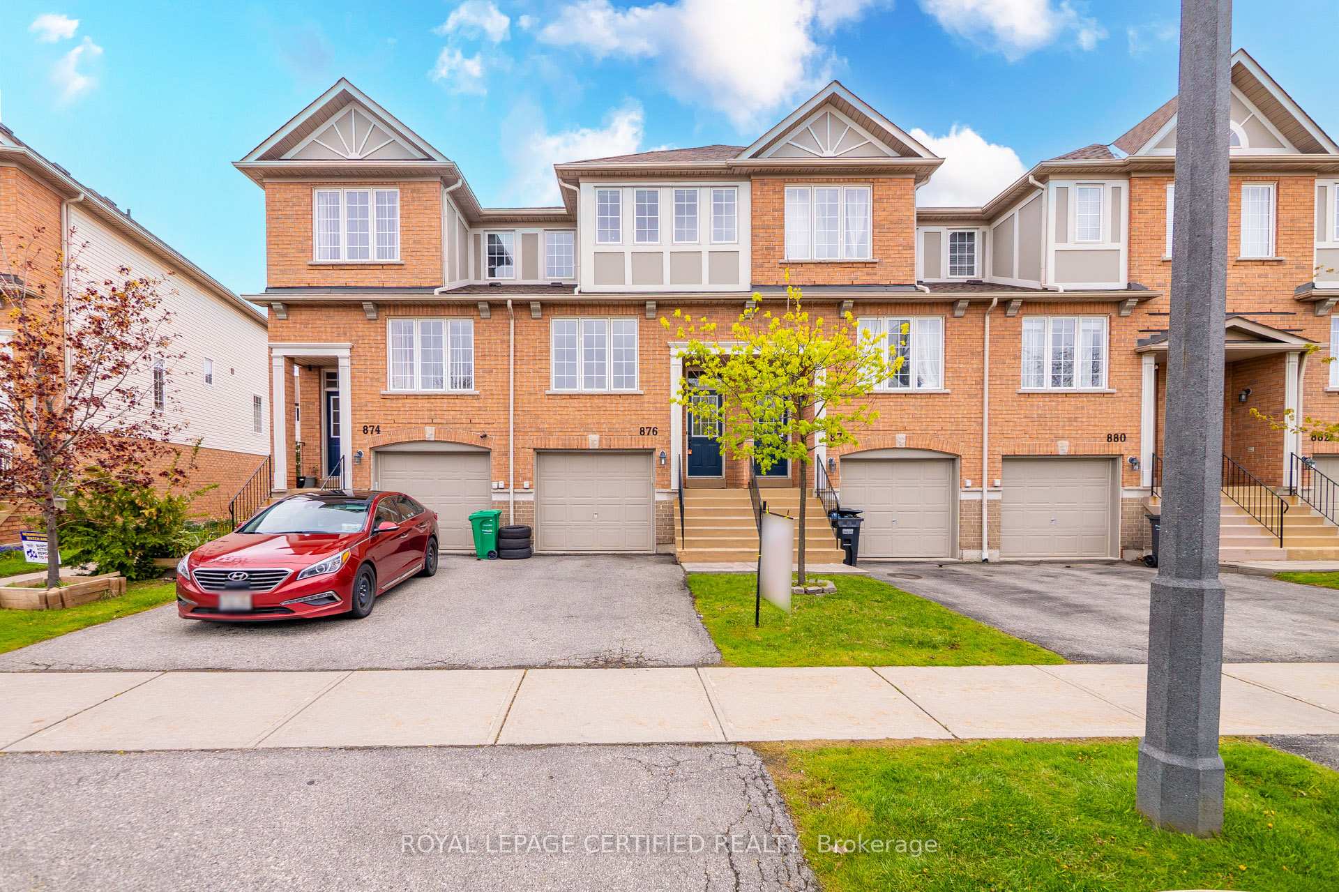 876 Scollard Court Mississauga Ontario Canada Sale residential Vijay Bhandari HomeLife Superstars Real Estate Ltd., Brokerage*