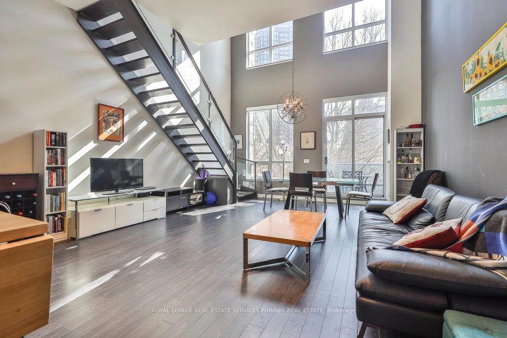 215 - 500 Sherbourne Street Toronto Ontario Canada Sold residential Susan Bodie Bosley Real Estate Ltd., Brokerage *