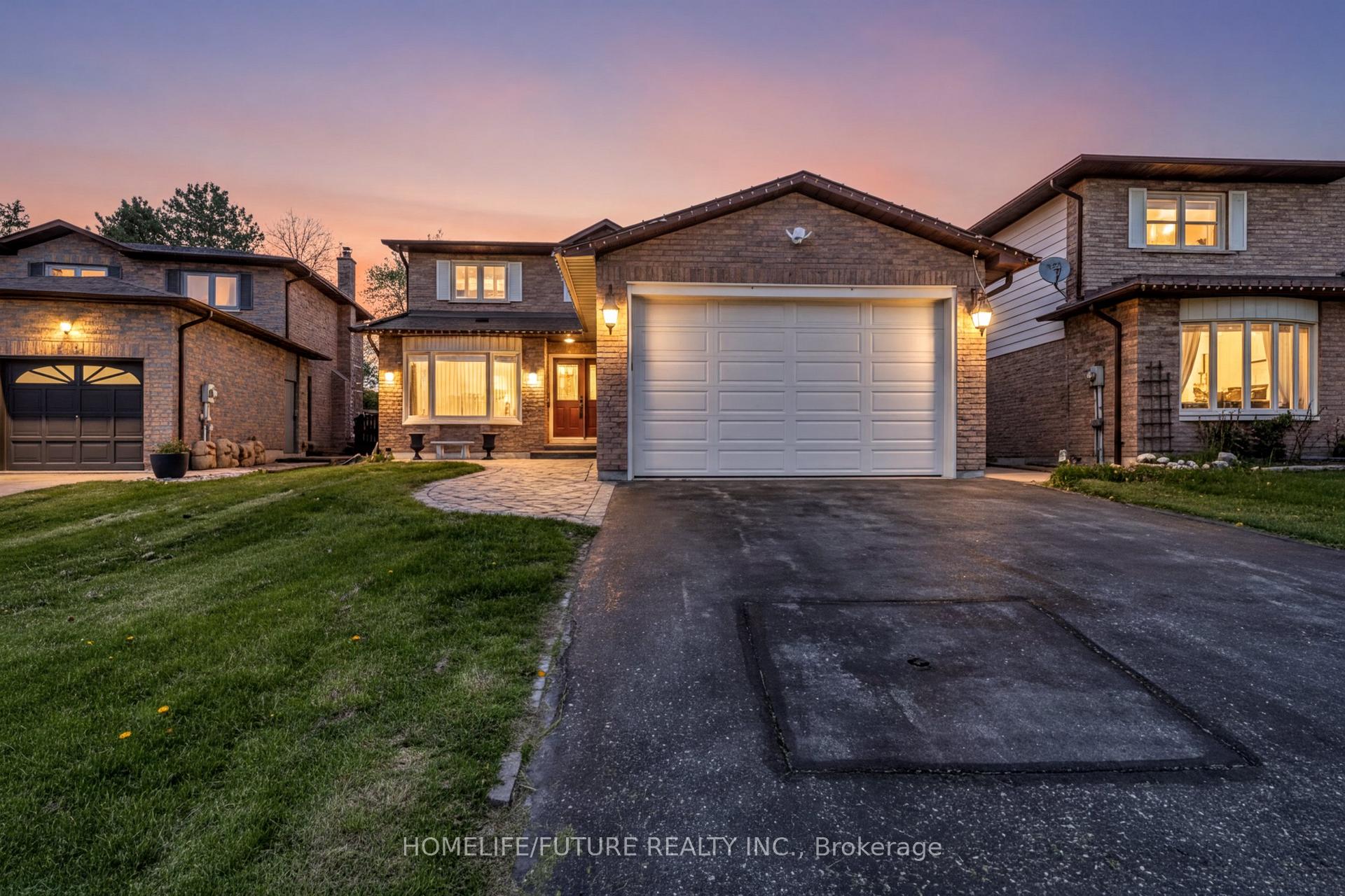 86 Robinson Crescent Whitby Ontario Canada Sale residential Ammepa Anton HomeLife/Future Realty Inc., Brokerage*