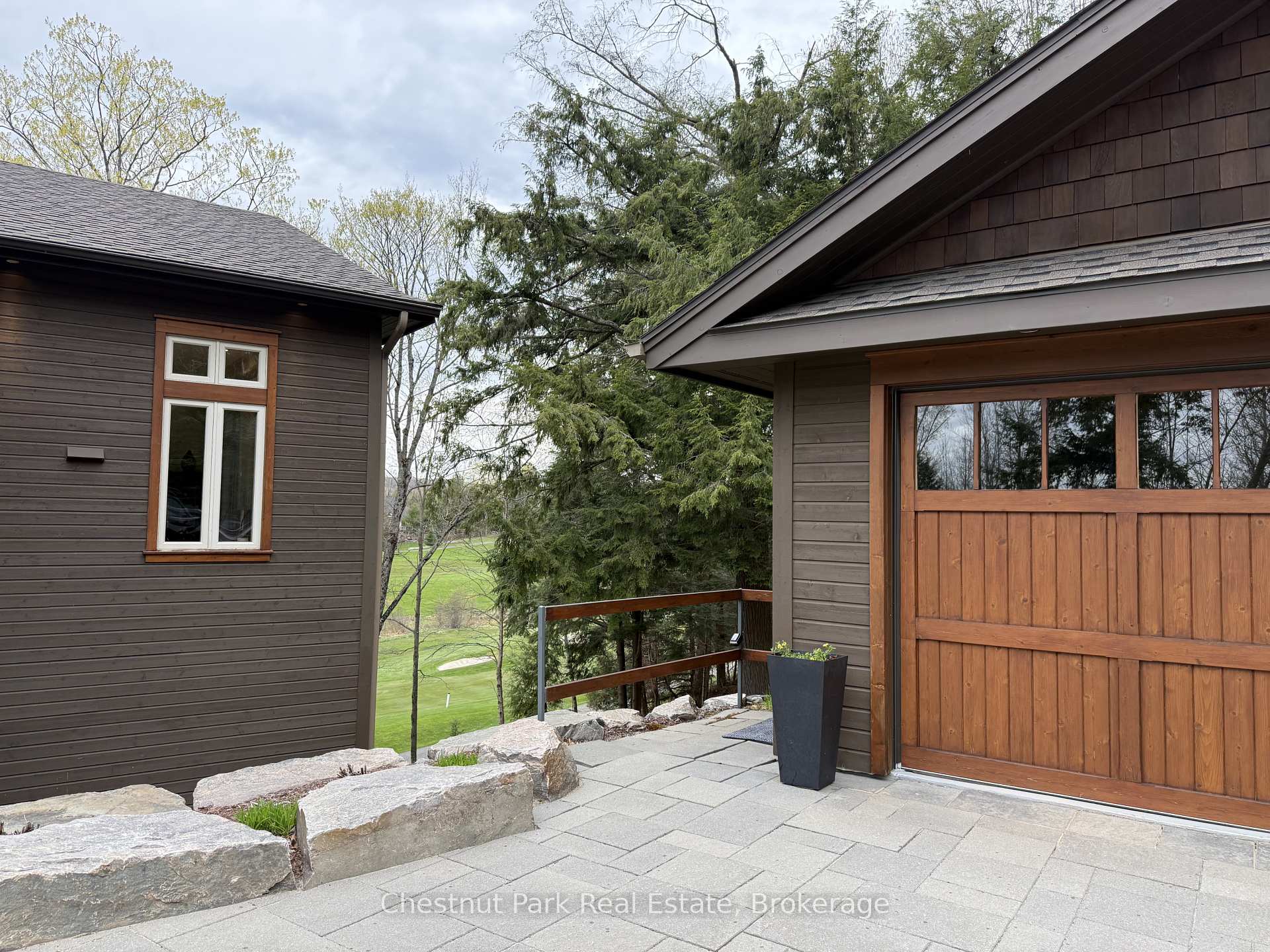 3 Bedroom Single Family Home/House's Image 42