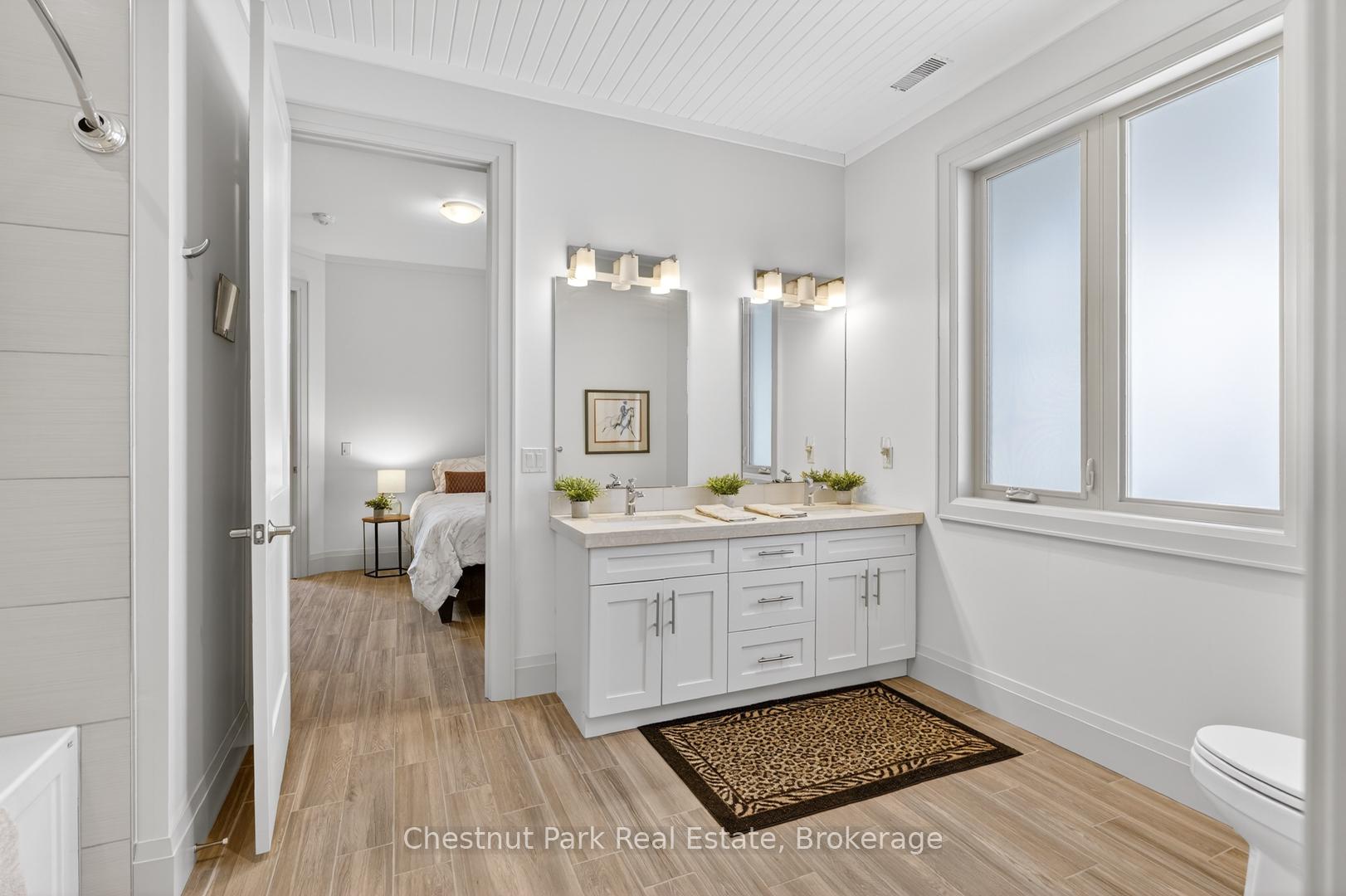 3 Bedroom Single Family Home/House's Image 38