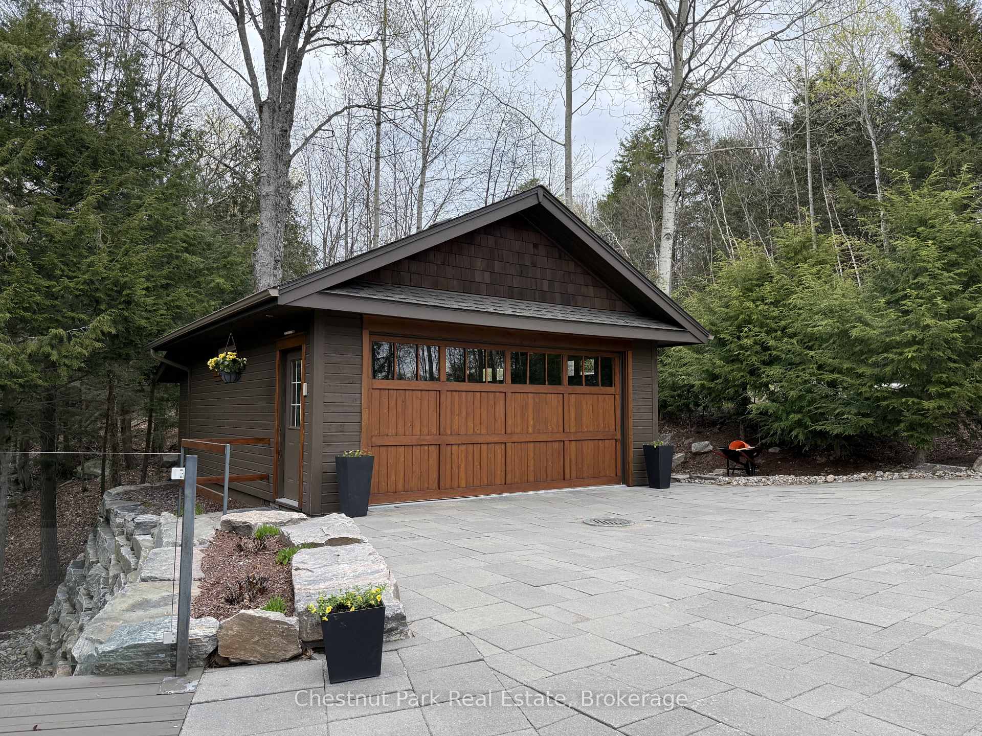 3 Bedroom Single Family Home/House's Image 43