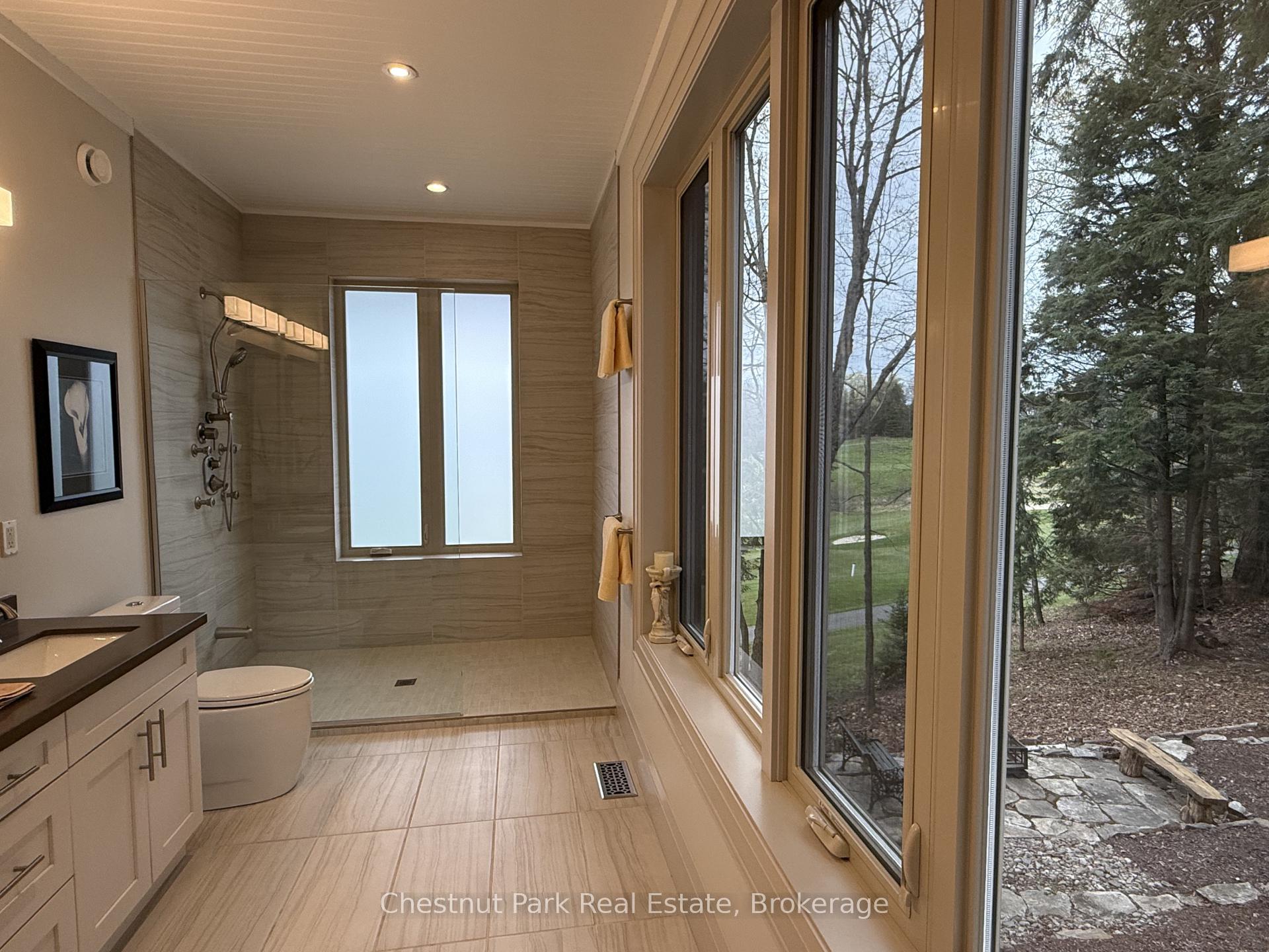 3 Bedroom Single Family Home/House's Image 28