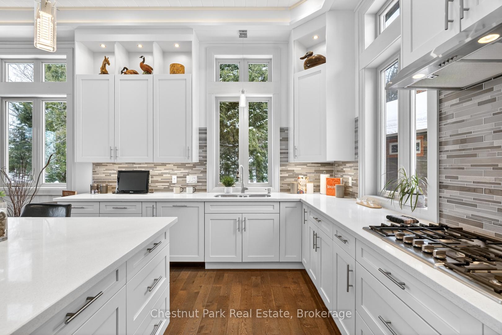 3 Bedroom Single Family Home/House's Image 14