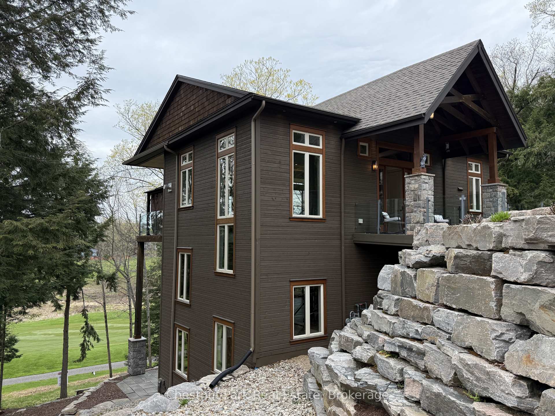 3 Bedroom Single Family Home/House's Image 32