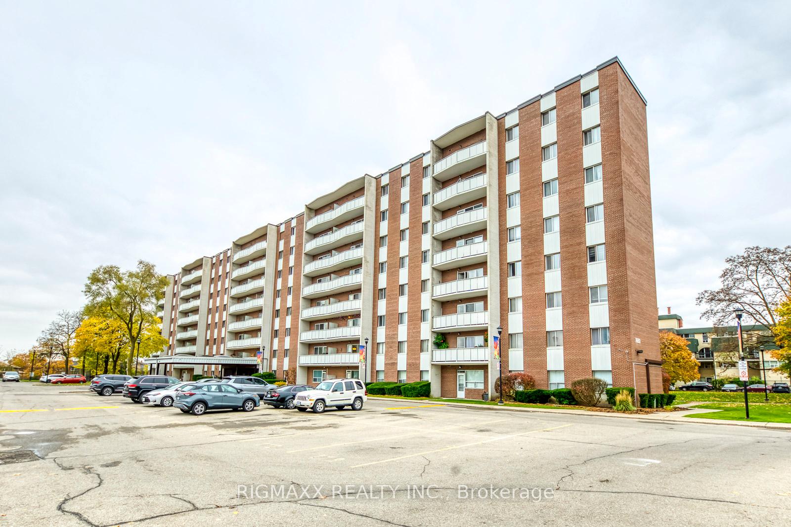 801 - 1660 Bloor Street Mississauga Ontario Canada Sale residential Pedro Samuels Sutton Group - Summit Realty Inc., Brokerage