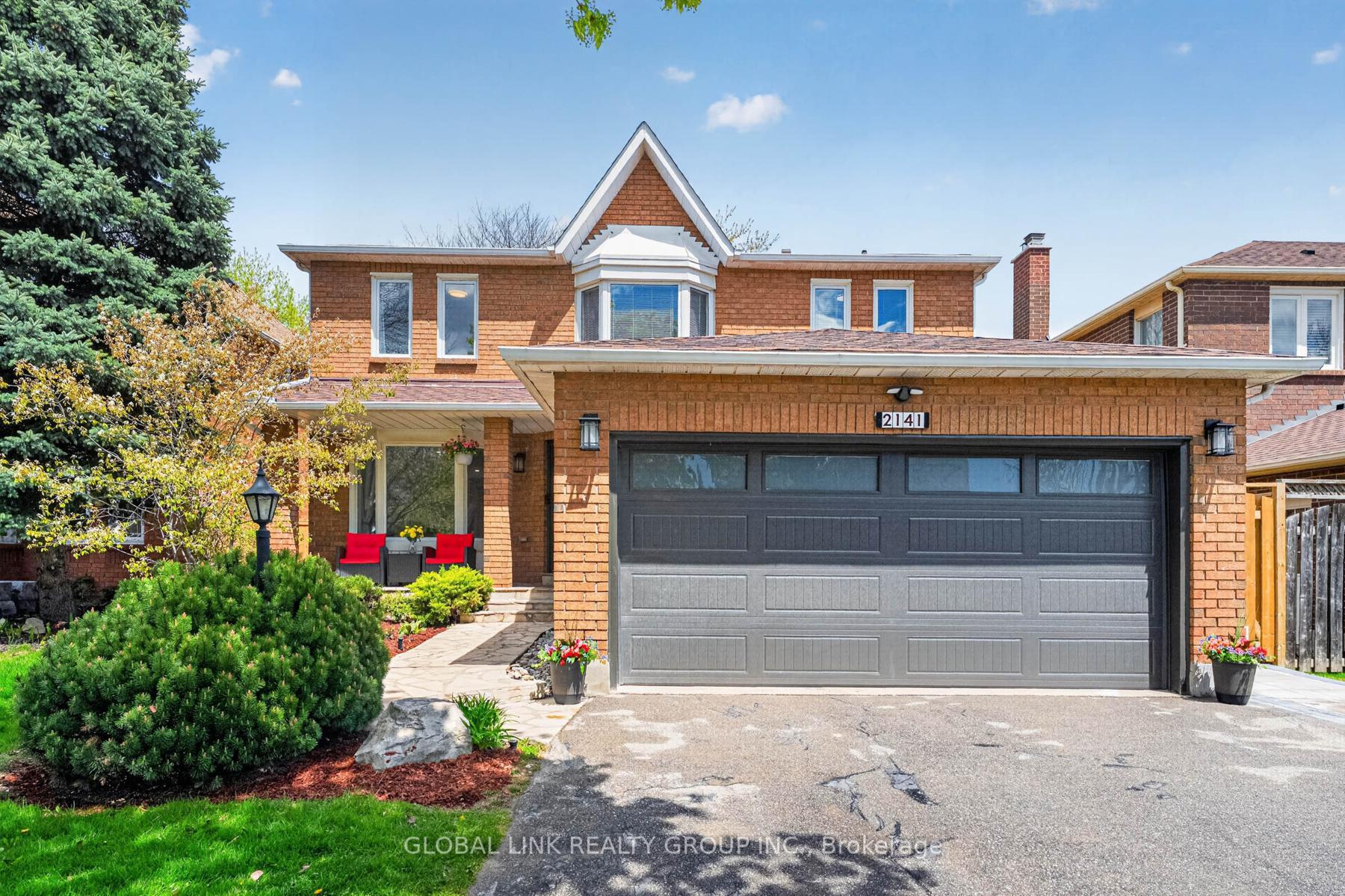 2141 Galena Crescent Oakville Ontario Canada Sale residential Michael Houlder Global Bricks Executive Homes Realty, Brokerage