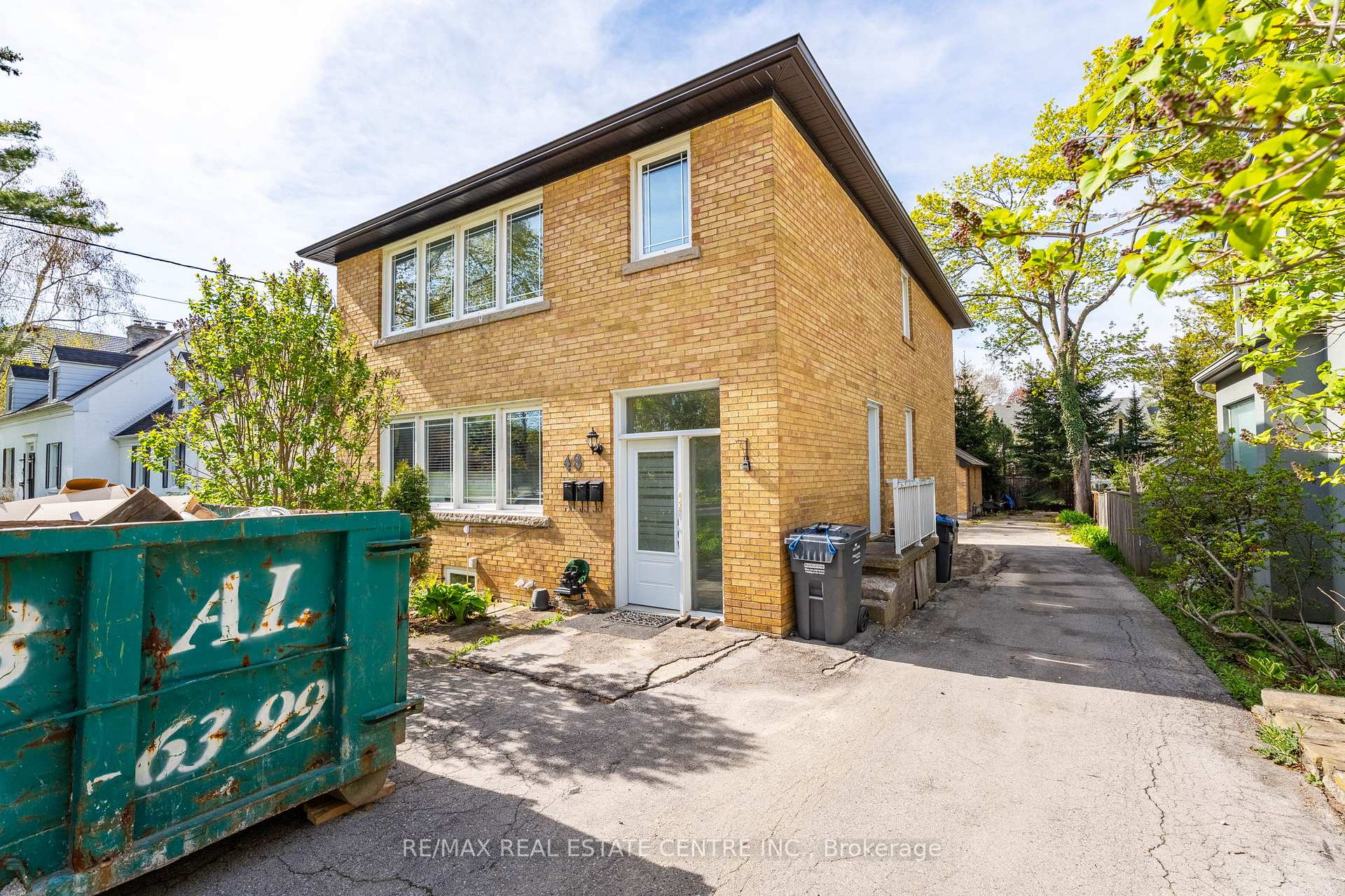 Upper - 48 Maple Avenue S Mississauga Ontario Canada Rent residential Michael Houlder Global Bricks Executive Homes Realty, Brokerage
