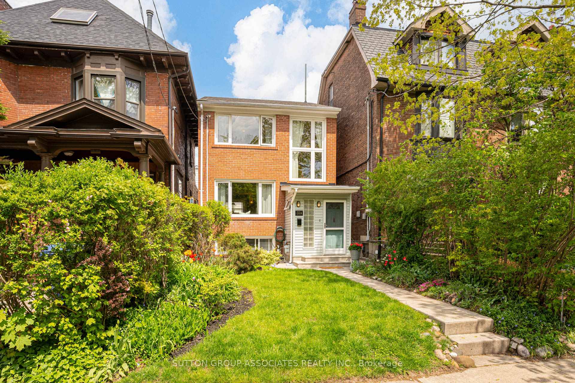32A Vermont Avenue Toronto Ontario Canada Sale residential Ritesh Jhamb HomeLife Paramount Realty, Brokerage