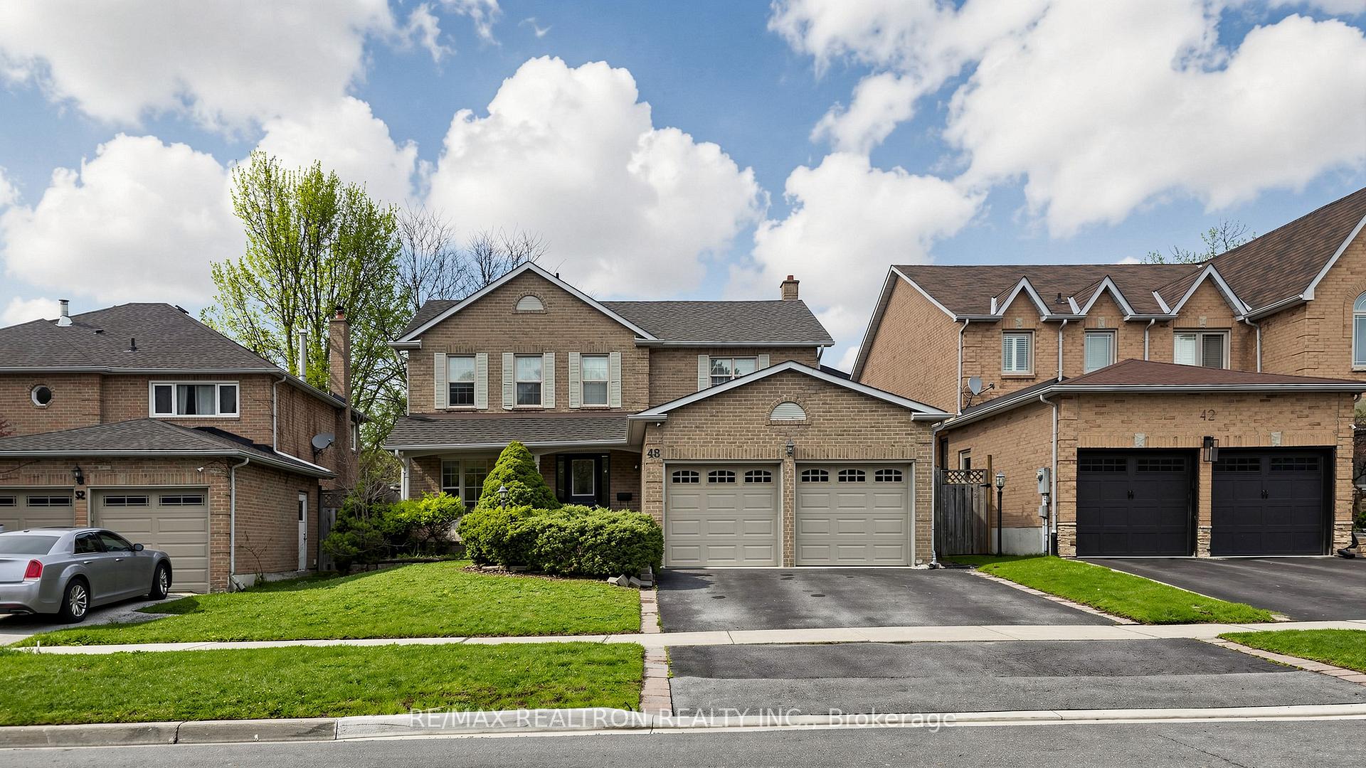 48 Beatty Crescent Aurora Ontario Canada Sale residential Mehrdad Maghsoud RE/MAX Realtron Realty Inc., Brokerage*