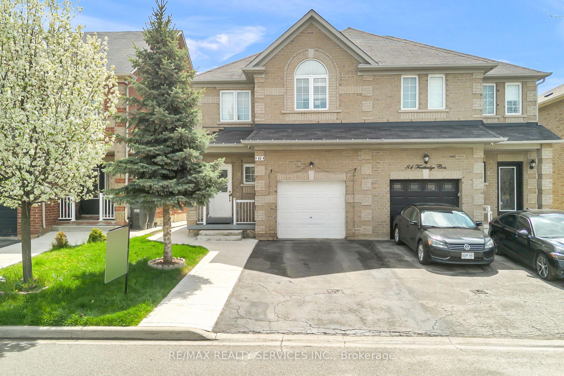82 Footbridge Crescent Brampton Ontario Canada Sale residential Paul Cheema RE/MAX Realty Services Inc., Brokerage*