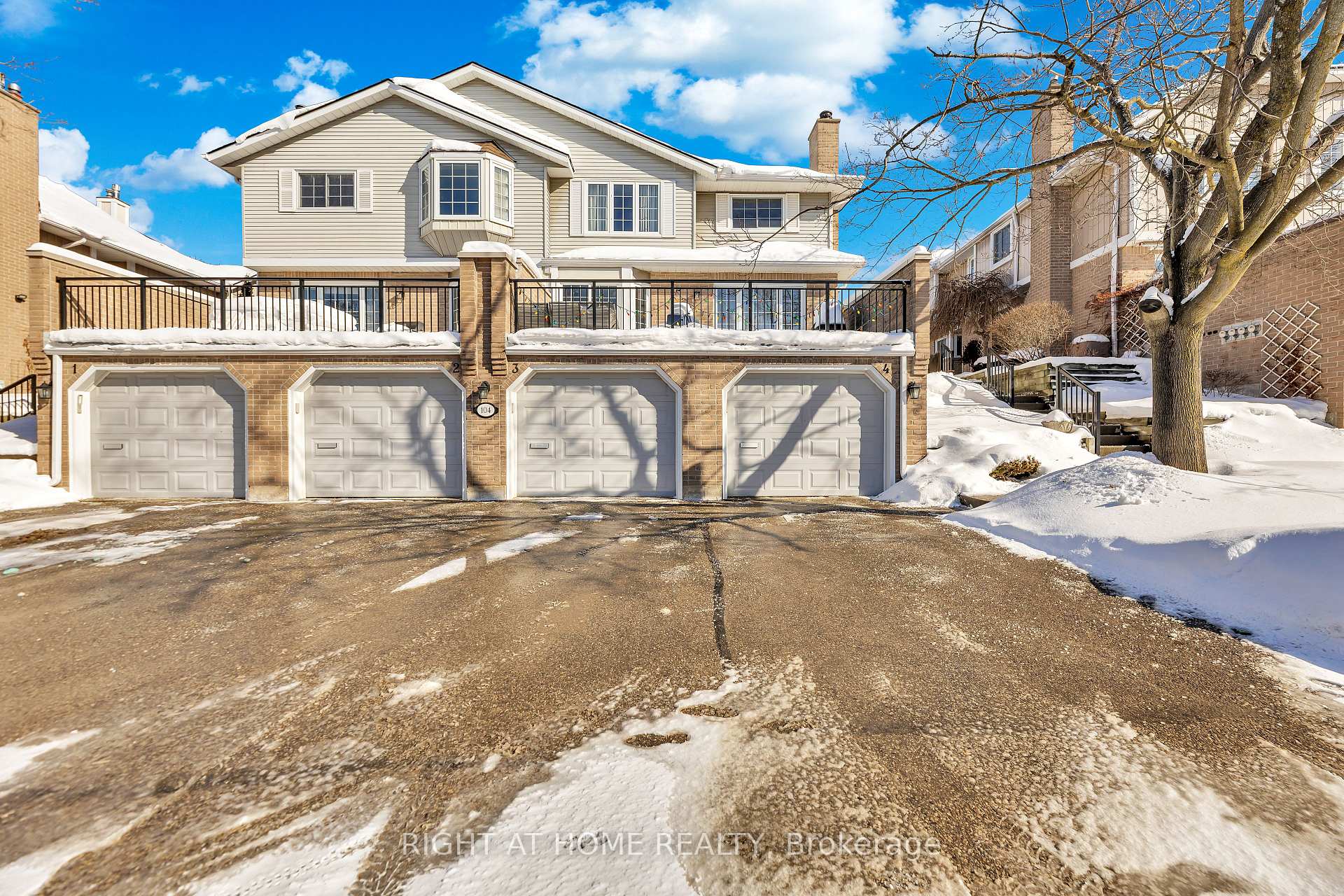 3 - 104 Woodlawn Road E Guelph Ontario Canada Sale residential Guido Bernal Right at Home Realty, Brokerage*