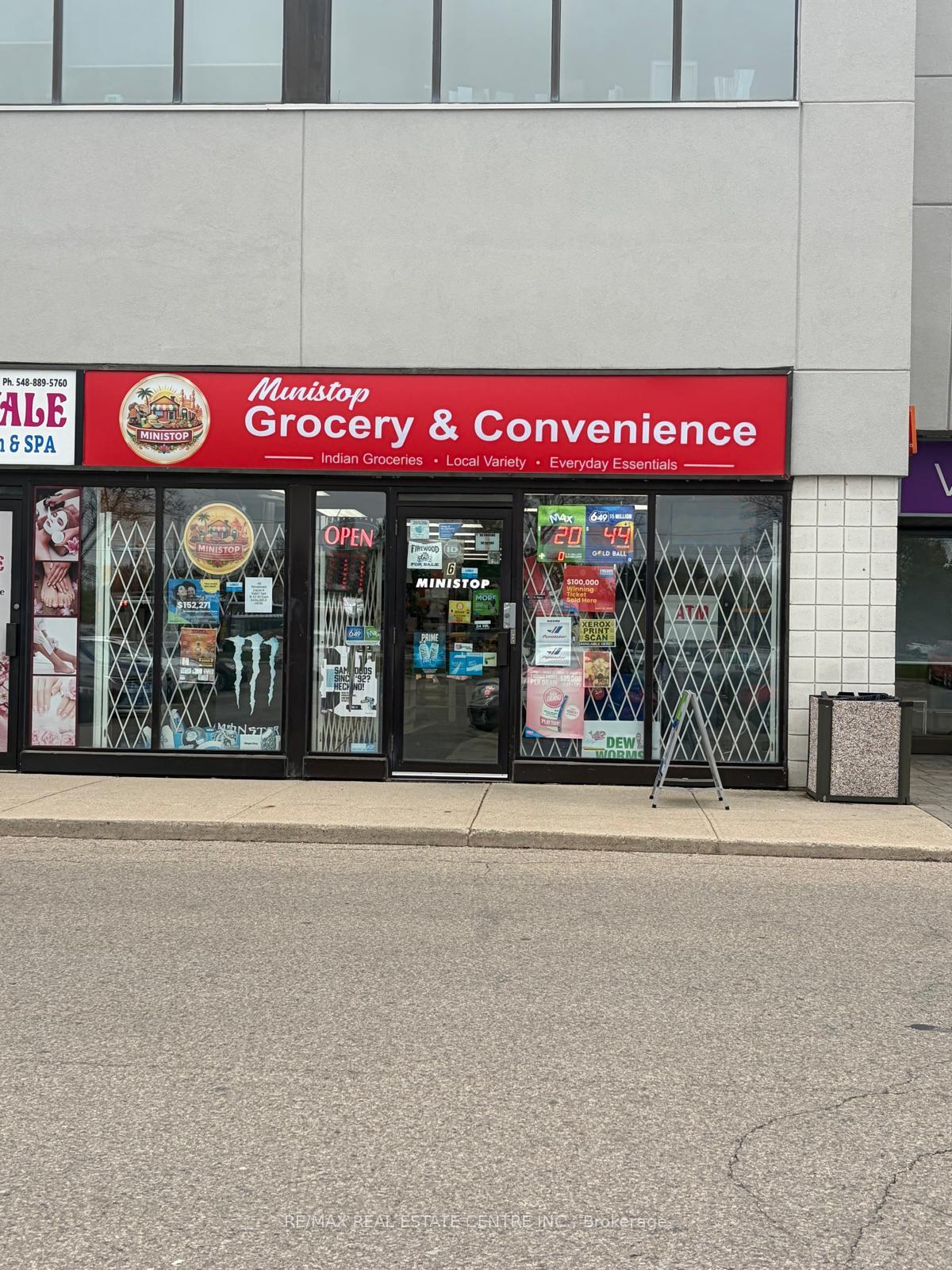 6 - 1120 Victoria Street N Kitchener Ontario Canada Sale commercial Frieda Kotsopoulos RE/MAX Twin City Realty Inc., Brokerage *