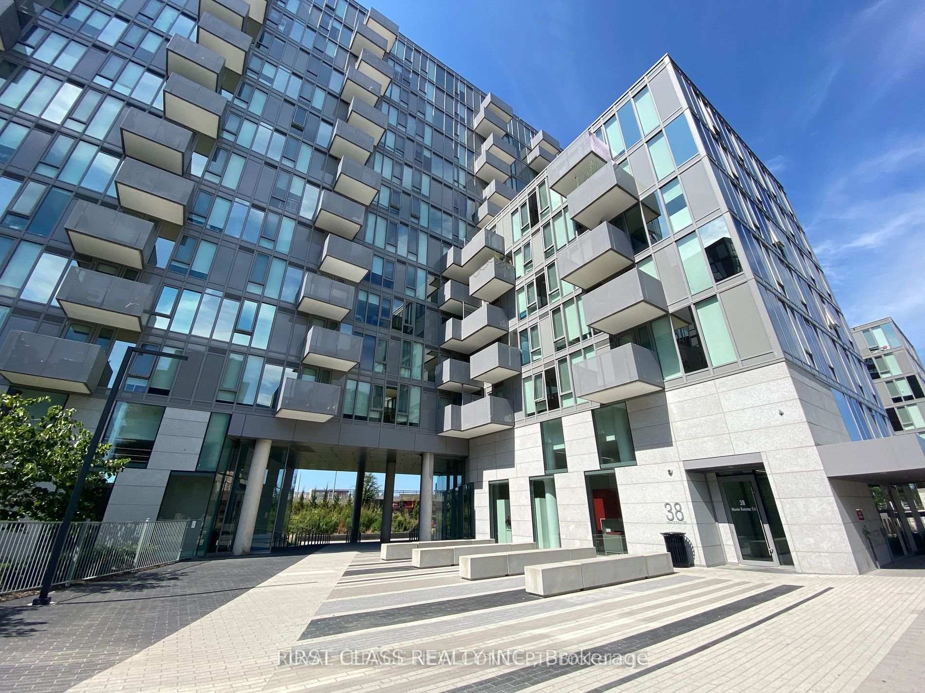 1017 - 38 Monte Kwinter Court Toronto Ontario Canada Rent residential Ronald Huang FIRST CLASS REALTY INC. Brokerage* 