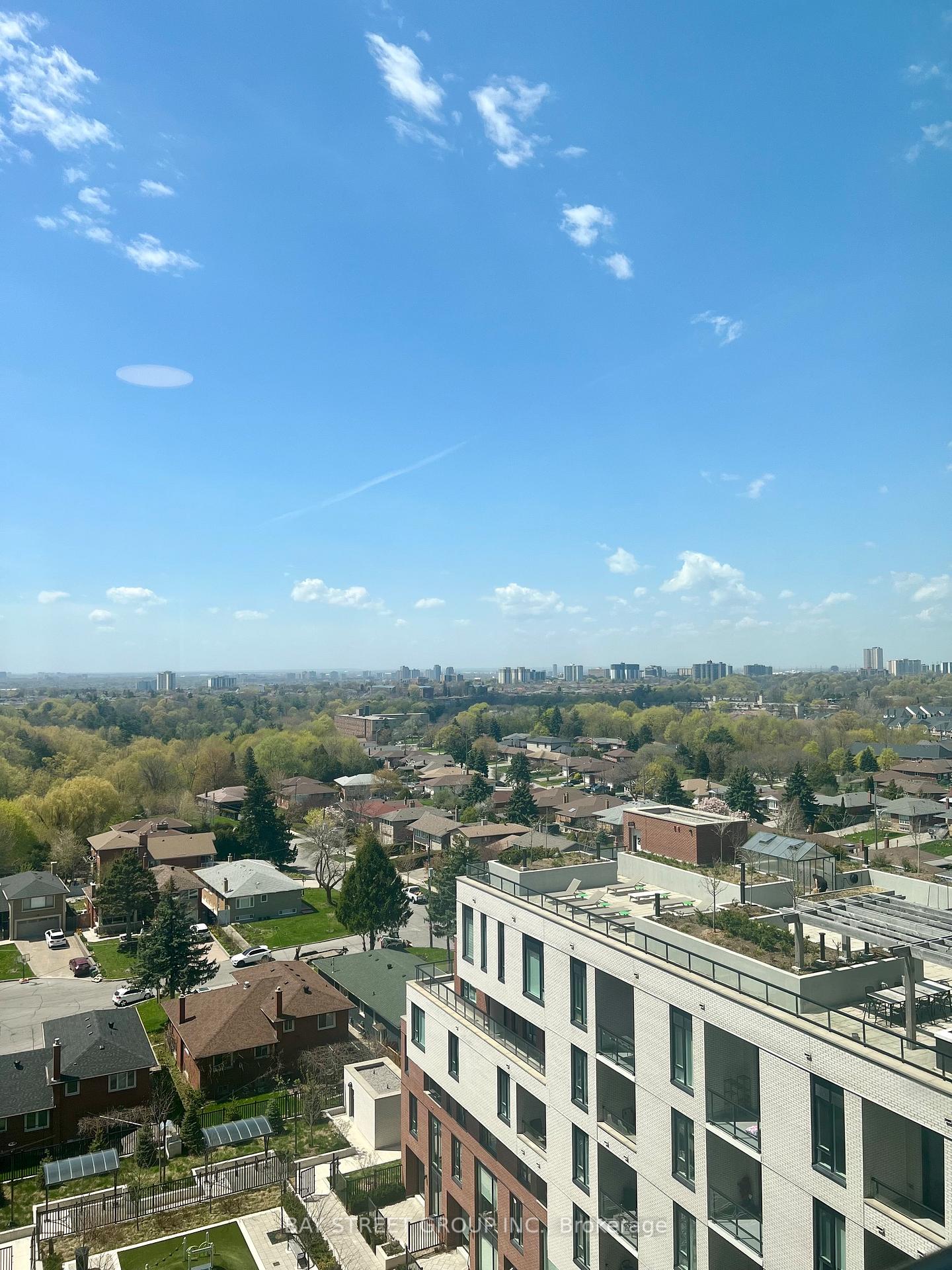 1023 - 3100 KEELE Street Toronto Ontario Canada Sale residential Oleg Chinguirei Sutton Group-Admiral Realty Inc., Brokerage *