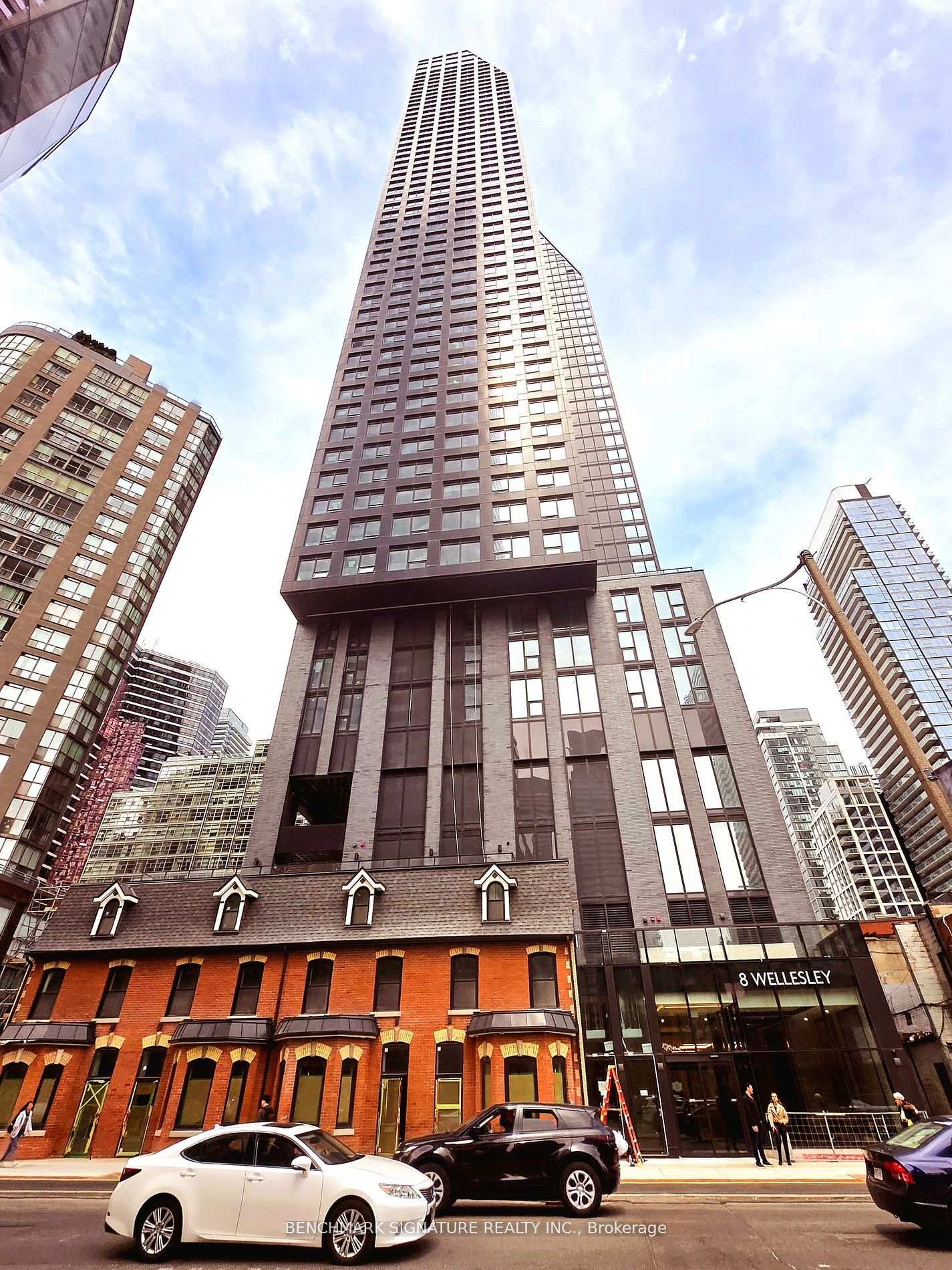 2705 - 8 Wellesley Street Toronto Ontario Canada Rent residential   TRIMAXX REALTY LTD. Brokerage