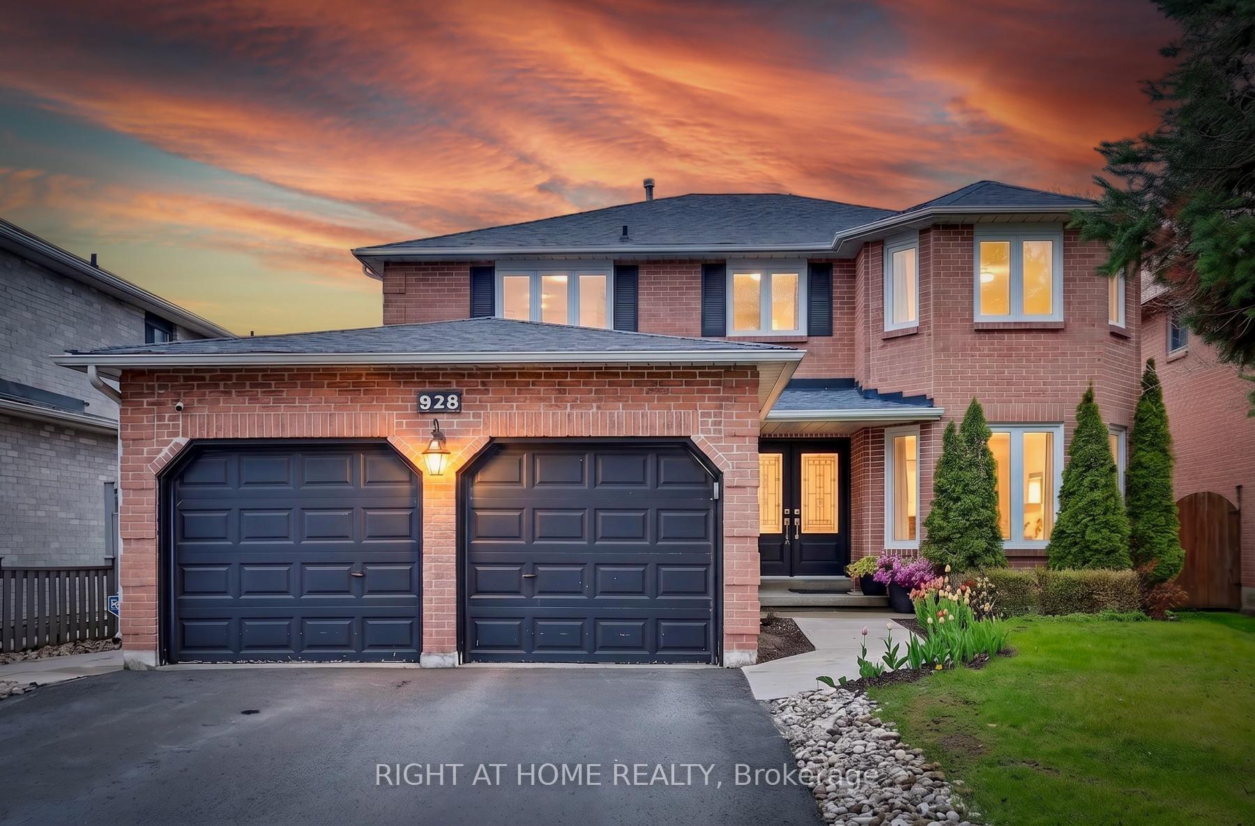 928 Snowbird Street Oshawa Ontario Canada Sale residential Dee Paul Right at Home Realty, Brokerage*