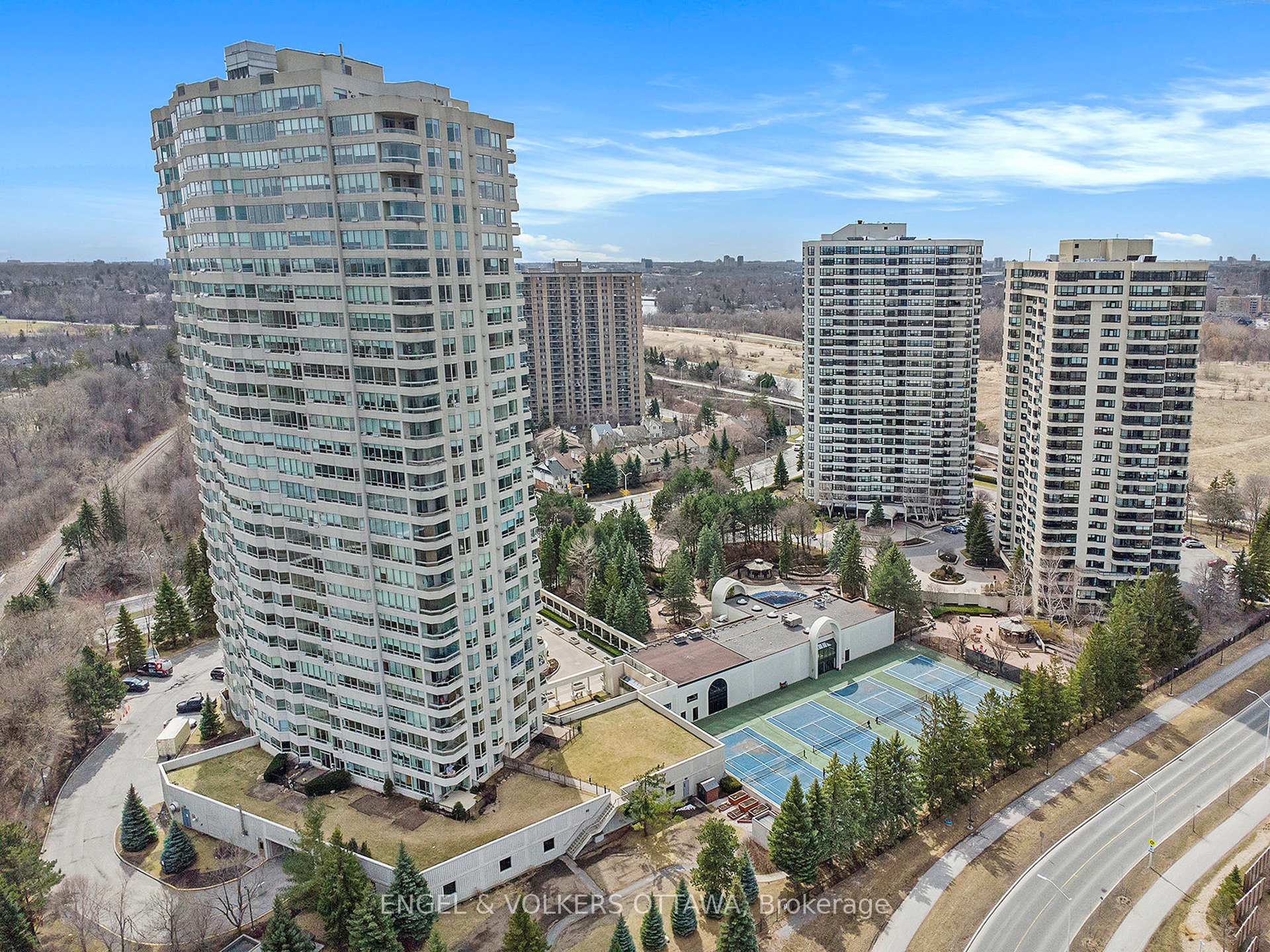 802 - 1480 Riverside Drive Ottawa Ontario Canada Sale residential   Royal LePage Performance Realty, Brokerage *