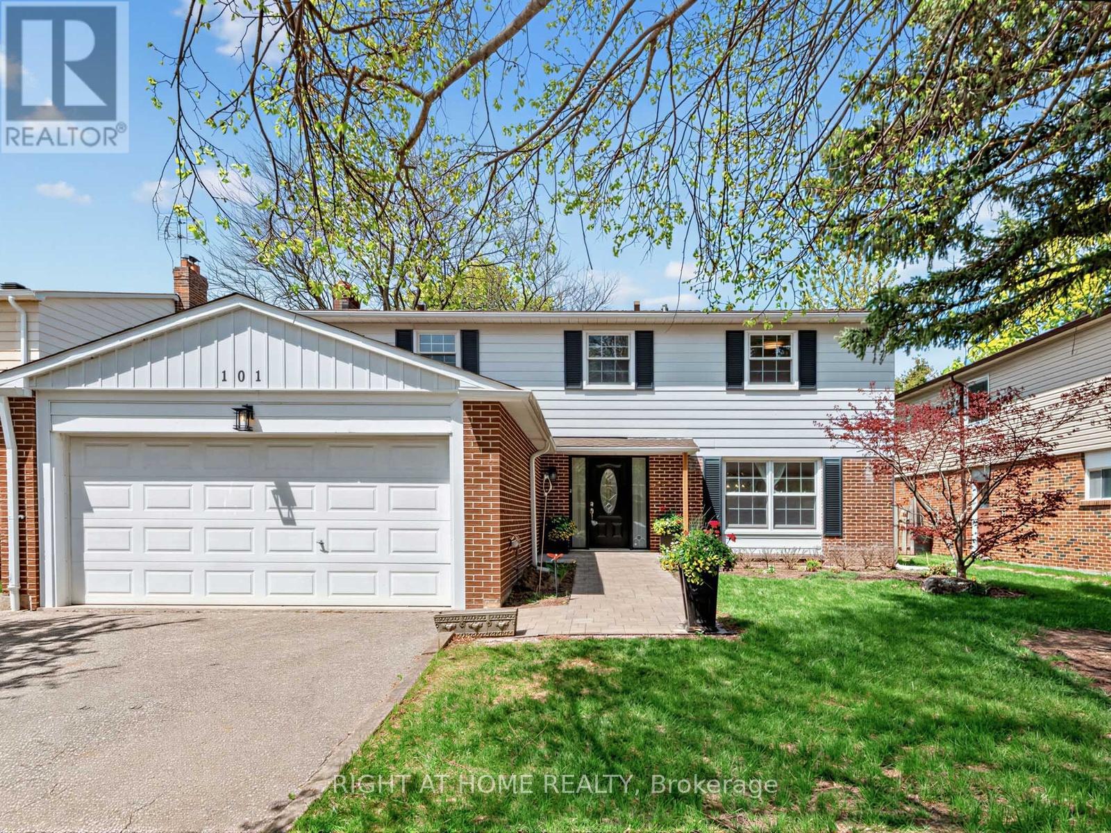 101 Holsworthy Crescent Markham Ontario Canada Sale residential   HomeLife Top Star Realty Inc., Brokerage *