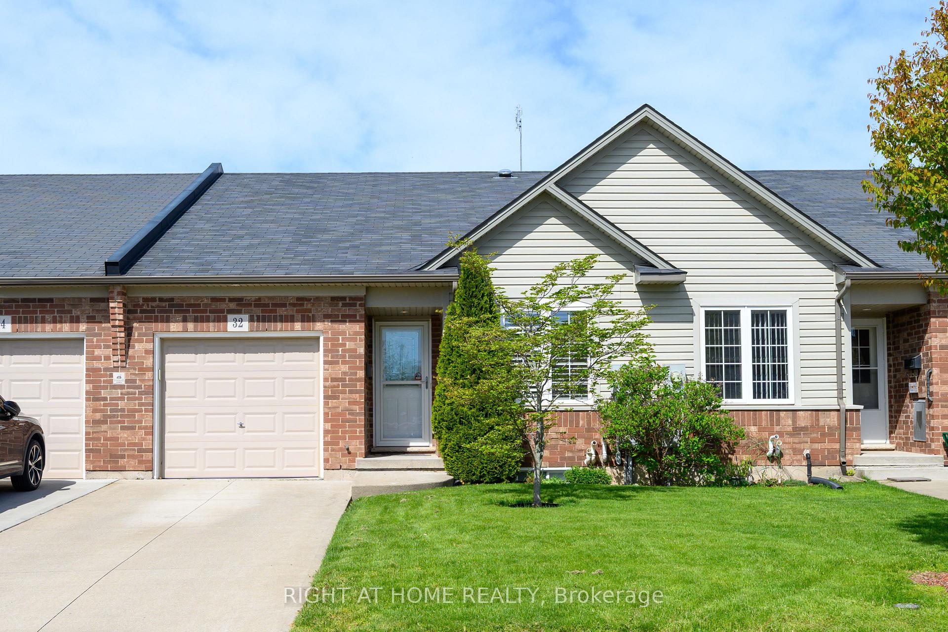 32 Woodburn Avenue St. Catharines Ontario Canada Sale residential Annette Savin Right at Home Realty, Brokerage*