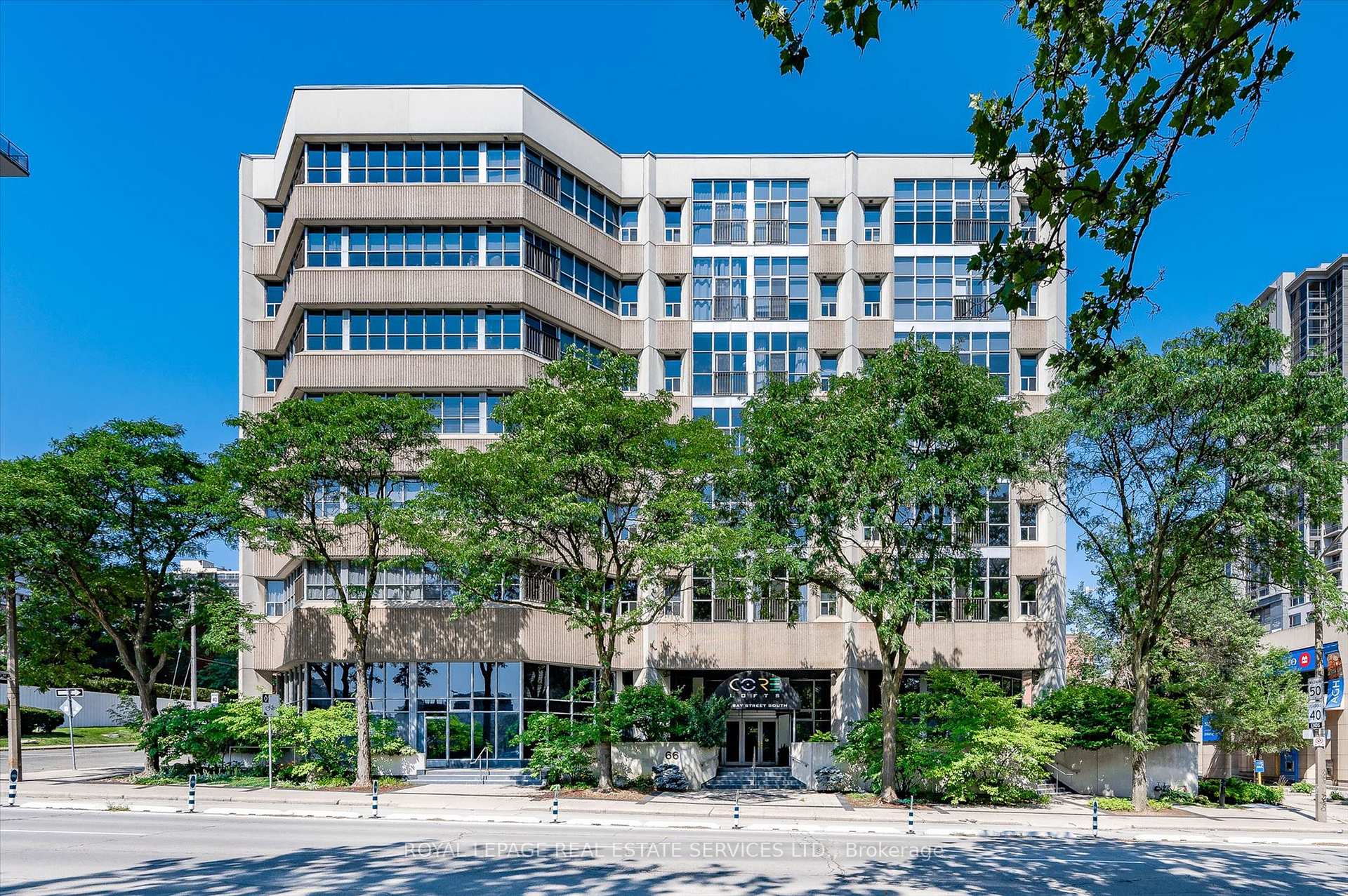 401 - 66 Bay Street S Hamilton Ontario Canada Sale residential APRIL  ESTEVES ROYAL LEPAGE REAL ESTATE SERVICES LTD. Brokerage*