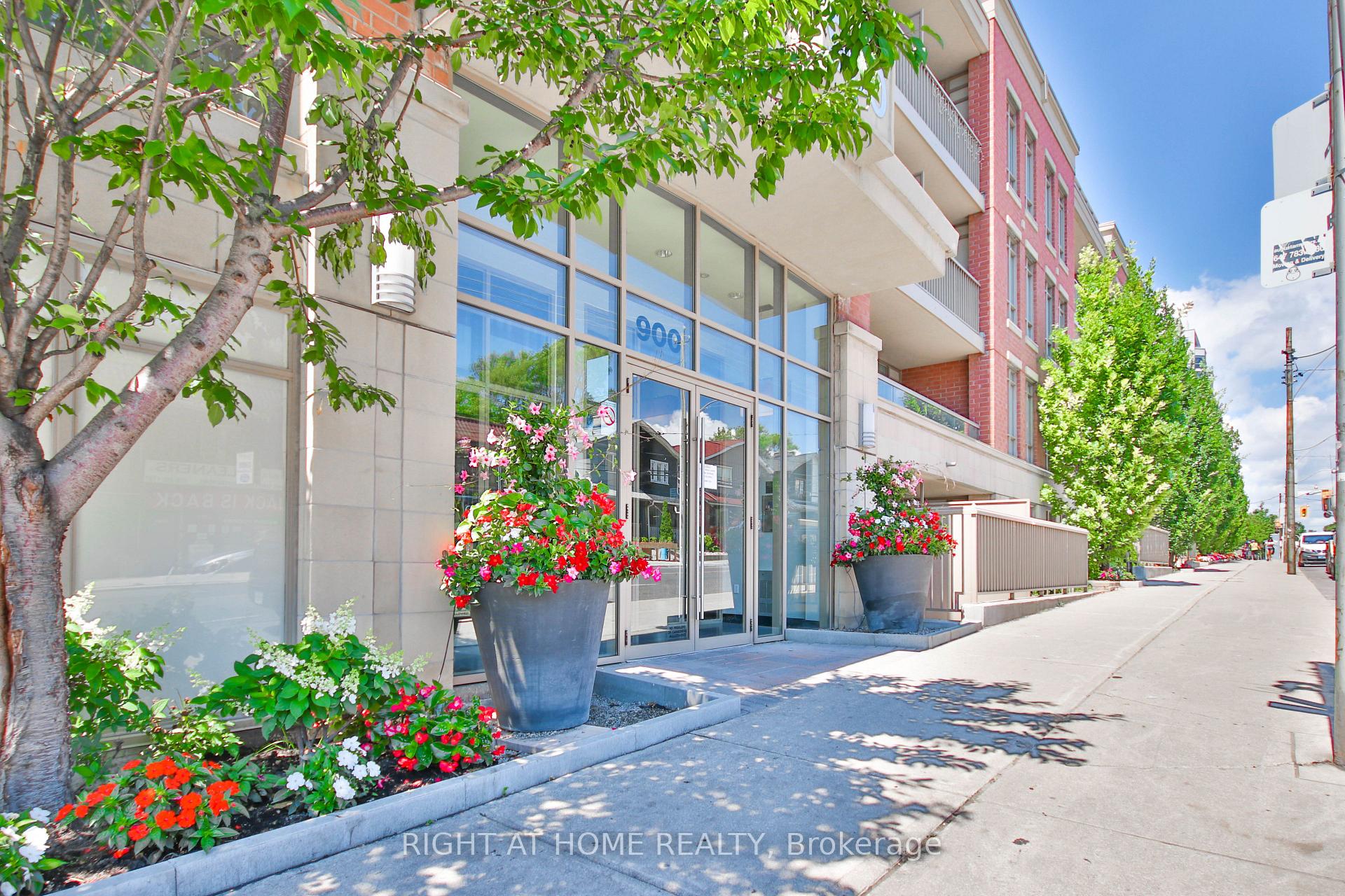 411 - 900 Mount Pleasant Road Toronto Ontario Canada Rent residential Zain Khan Right at Home Realty, Brokerage*