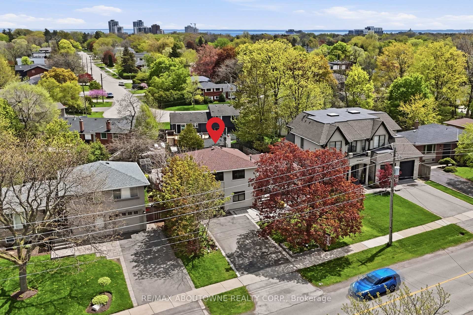 2122 Bridge Road Oakville Ontario Canada Sale residential Bora Celikel RE/MAX Real Estate Centre Inc., Brokerage*