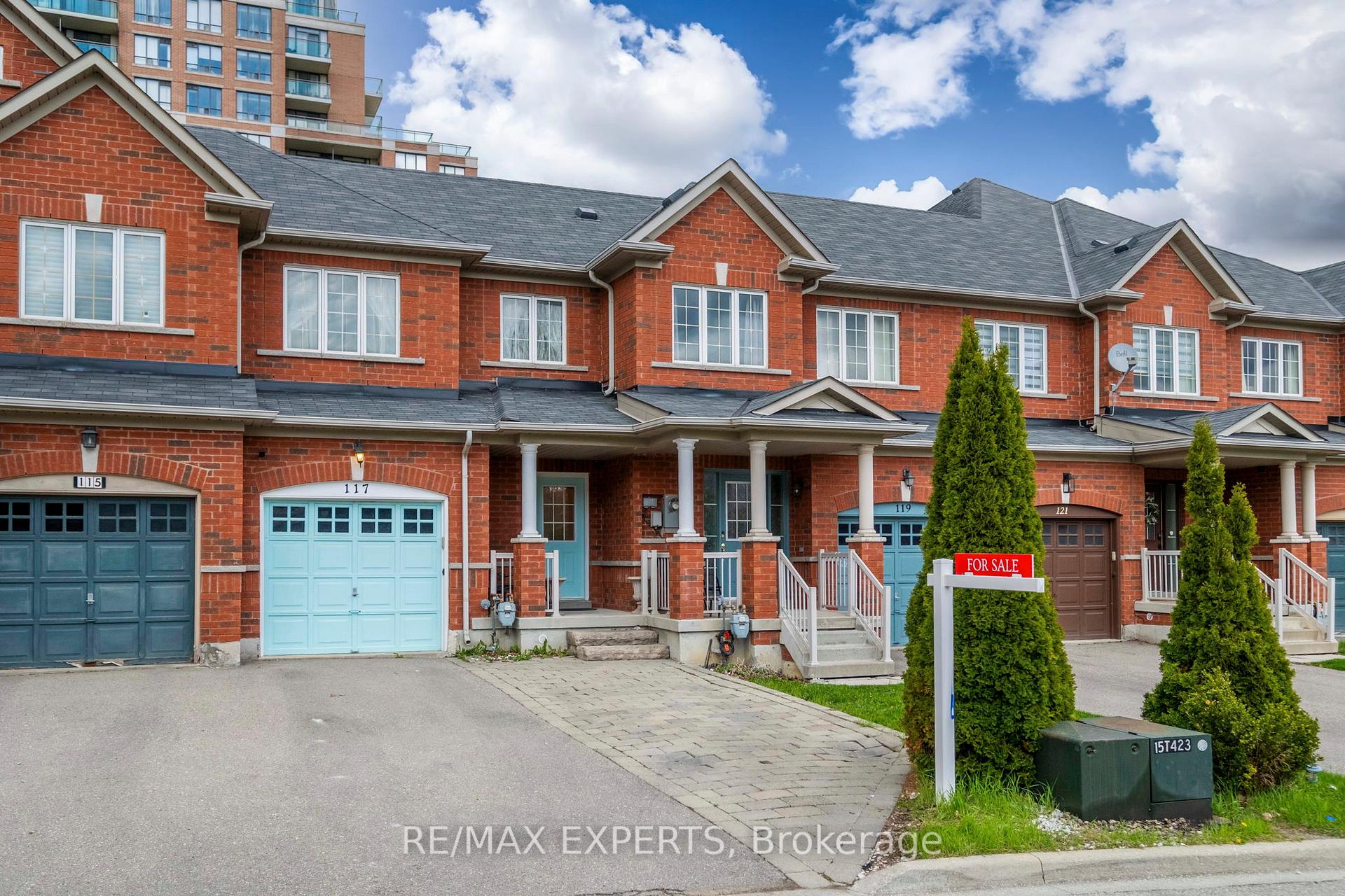 117 Revelstoke Crescent Richmond Hill Ontario Canada Sale residential Francesco De Dominicis Re/Max Experts, Brokerage*