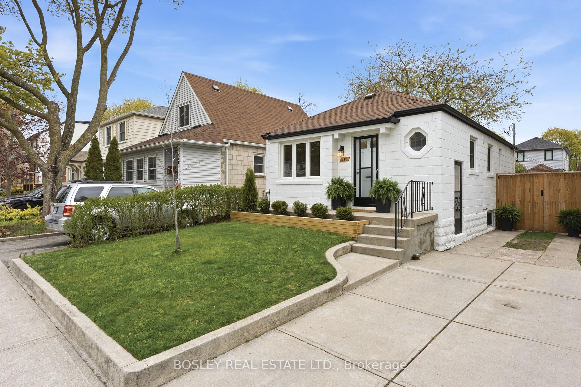 123 Dunington Drive Toronto Ontario Canada Sale residential Heather Mackenzie Skybound Realty, Brokerage 
