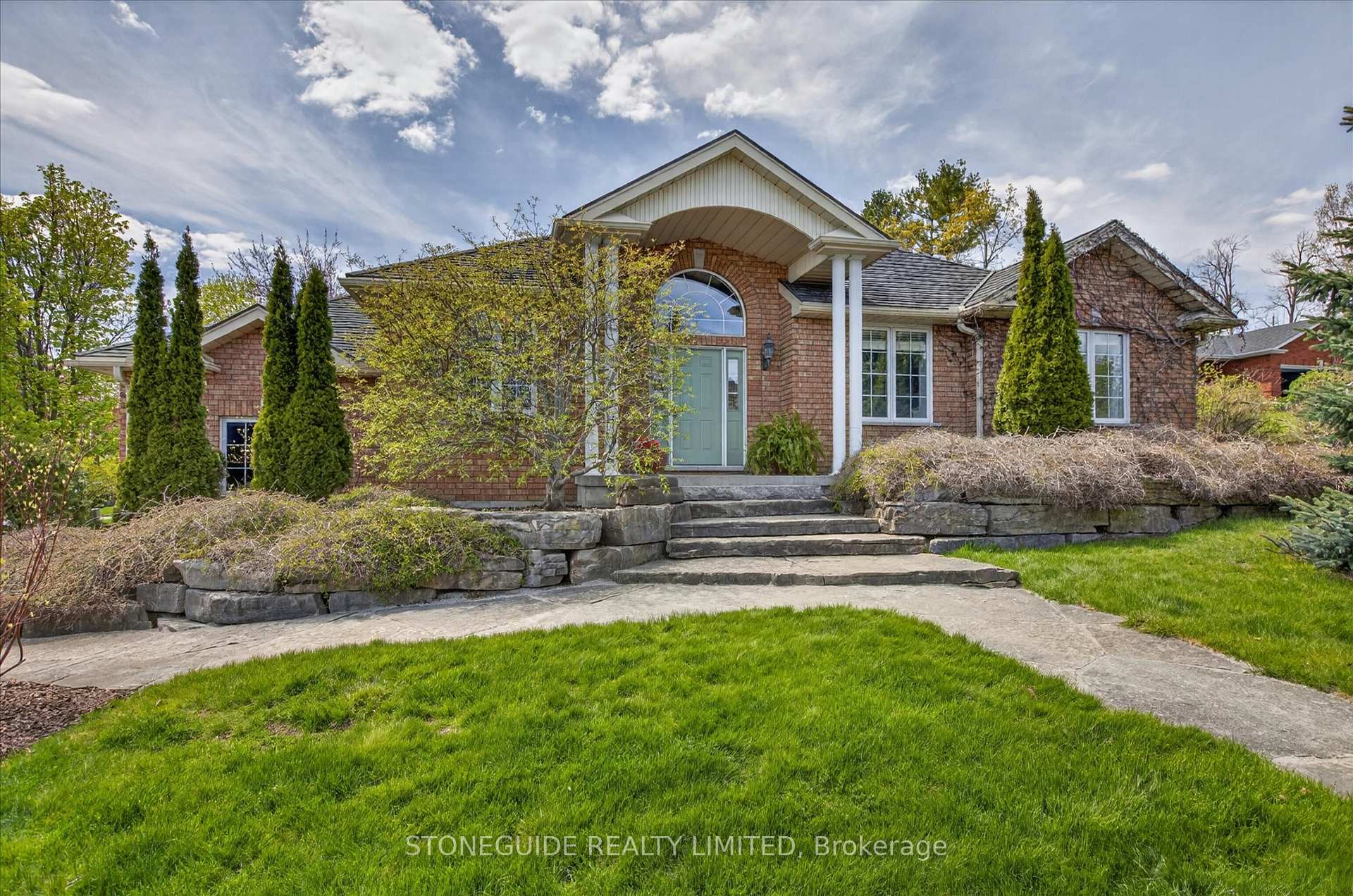 1580 College Park Drive Peterborough Ontario Canada Sale residential   HomeLife Preferred Realty Inc., Brokerage*