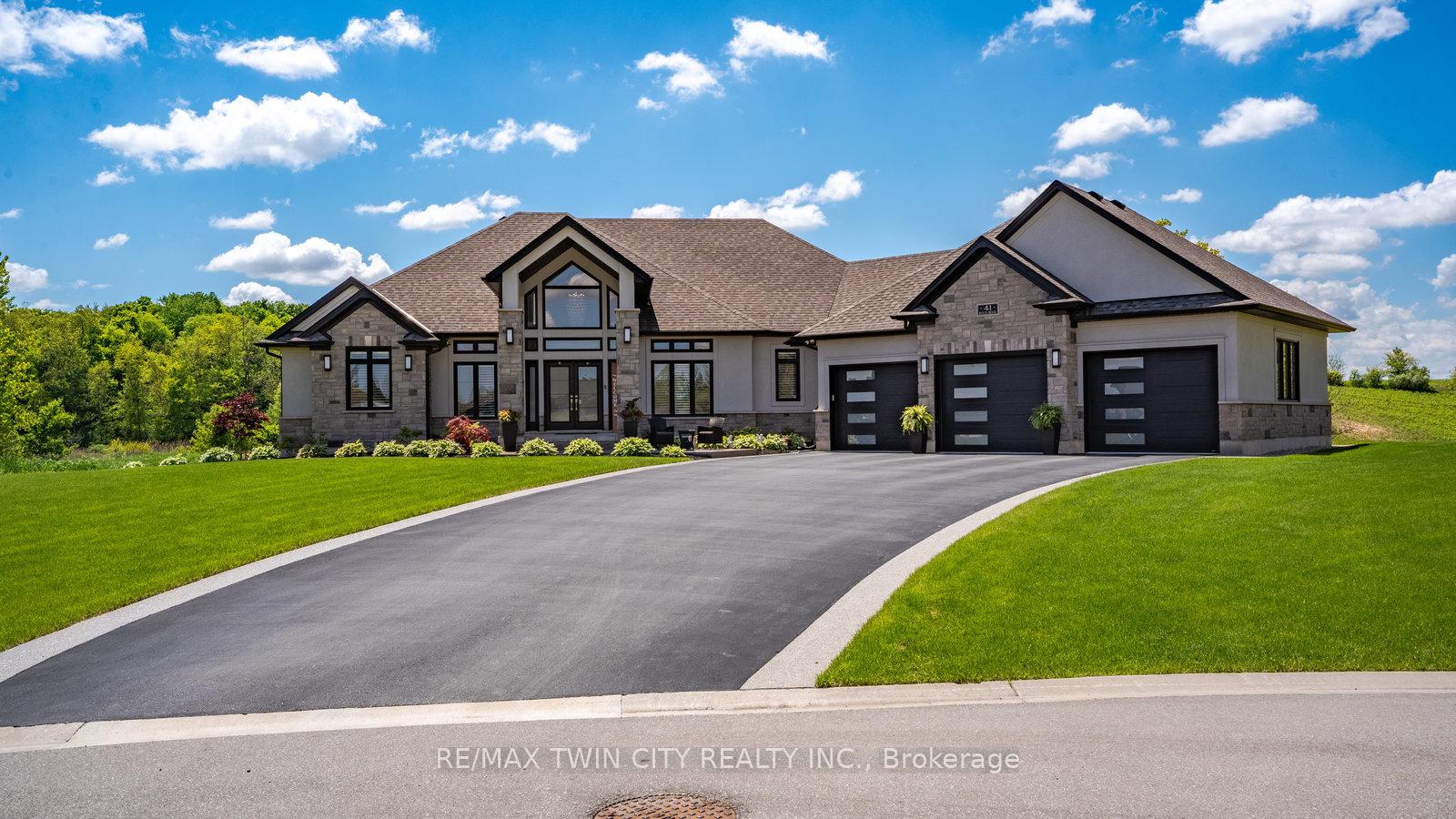 41 Ruijs Boulevard Brantford Ontario Canada Sale residential Harry Kaler HomeLife Silvercity Realty Inc., Brokerage*