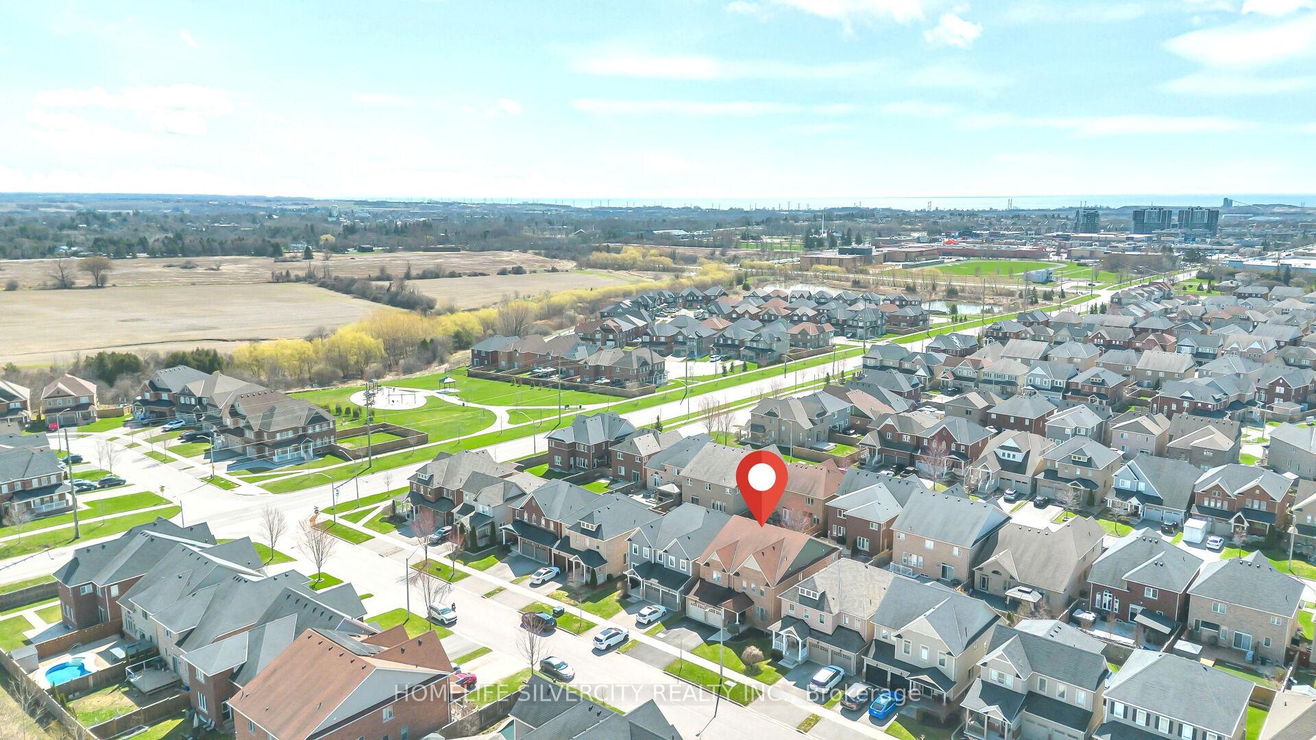 23 Ross Wright Avenue Clarington Ontario Canada Sale residential Ranbir Sandhu HomeLife Silvercity Realty Inc., Brokerage*