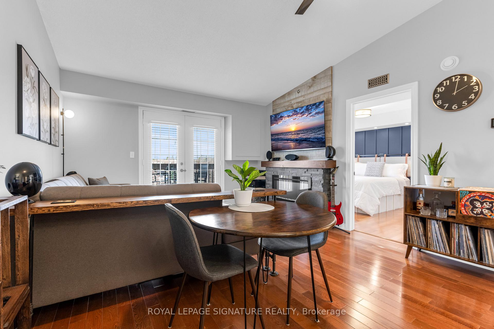 410 - 4005 Kilmer Drive Burlington Ontario Canada Sale residential Liliane Rezkalla Royal LePage Signature Realty, Brokerage