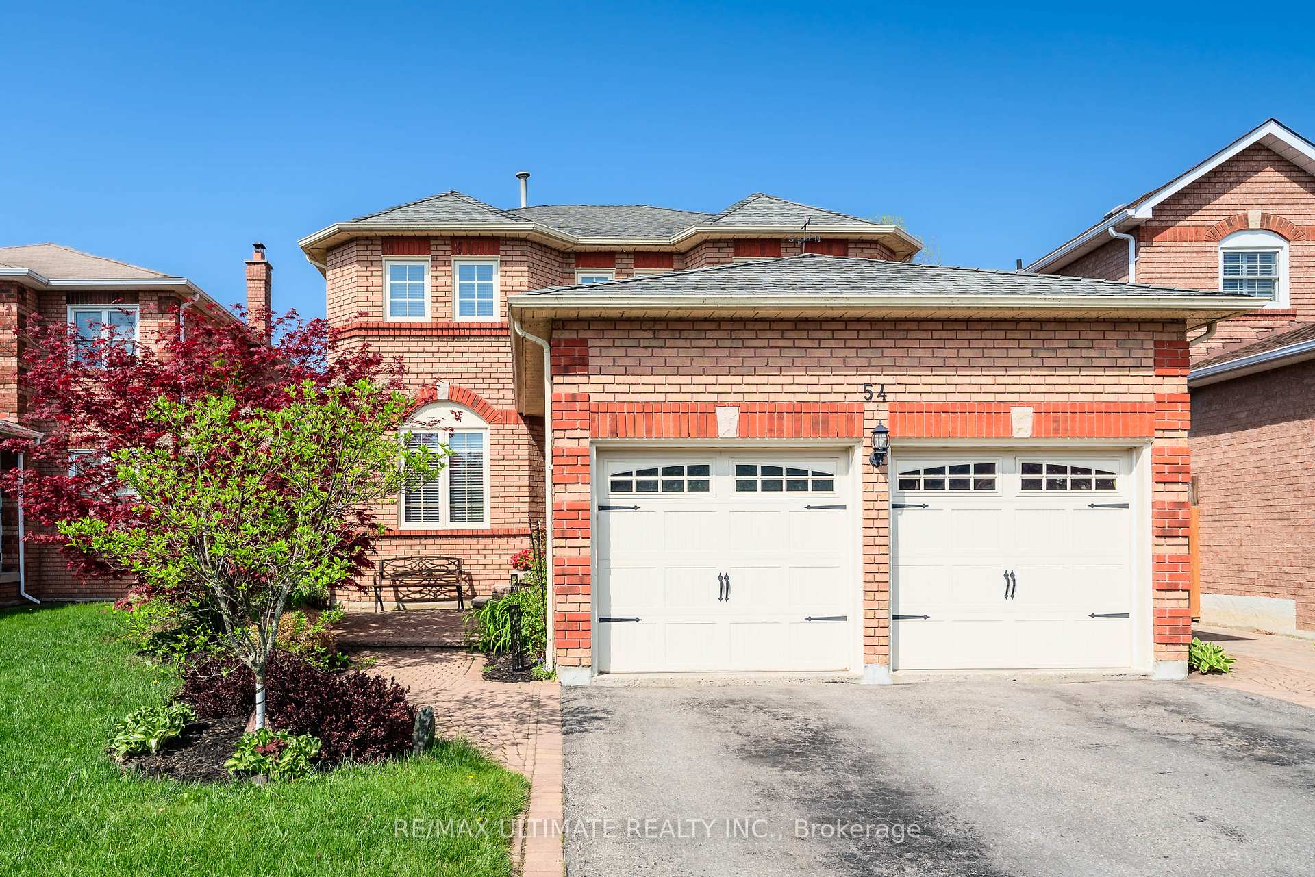 54 Waller Street Whitby Ontario Canada Sale residential Paulette Lewis RE/MAX Ultimate Realty Inc., Brokerage *