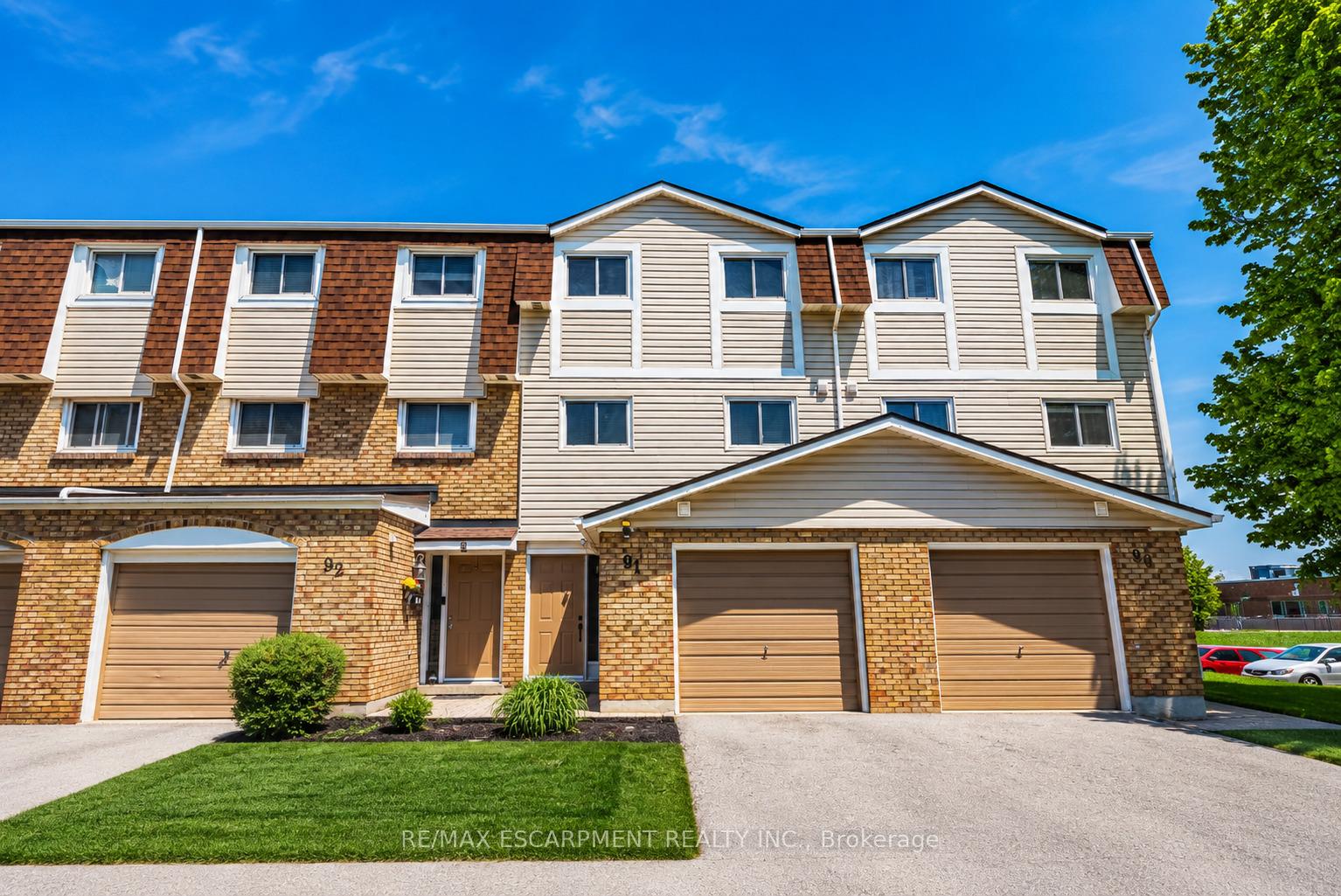 91 - 11 Harrisford Street Hamilton Ontario Canada Sale residential The Kazan Realty Group - RE/MAX Escarpment Realty Inc., Brokerage*