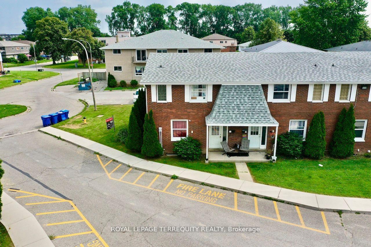 10 Orchard Place Chatham-Kent Ontario Canada Sale residential   ROYAL LEPAGE TERREQUITY REALTY 
