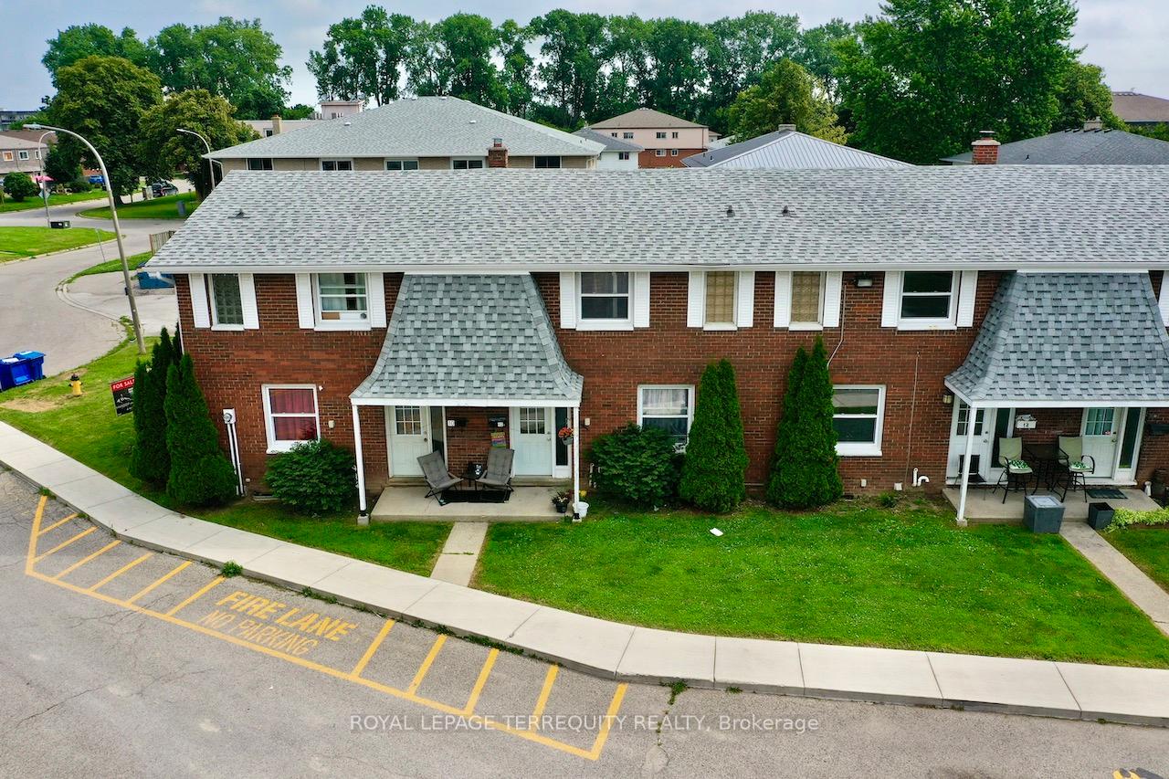 12 Orchard Place Chatham-Kent Ontario Canada Sale residential   ROYAL LEPAGE TERREQUITY REALTY 
