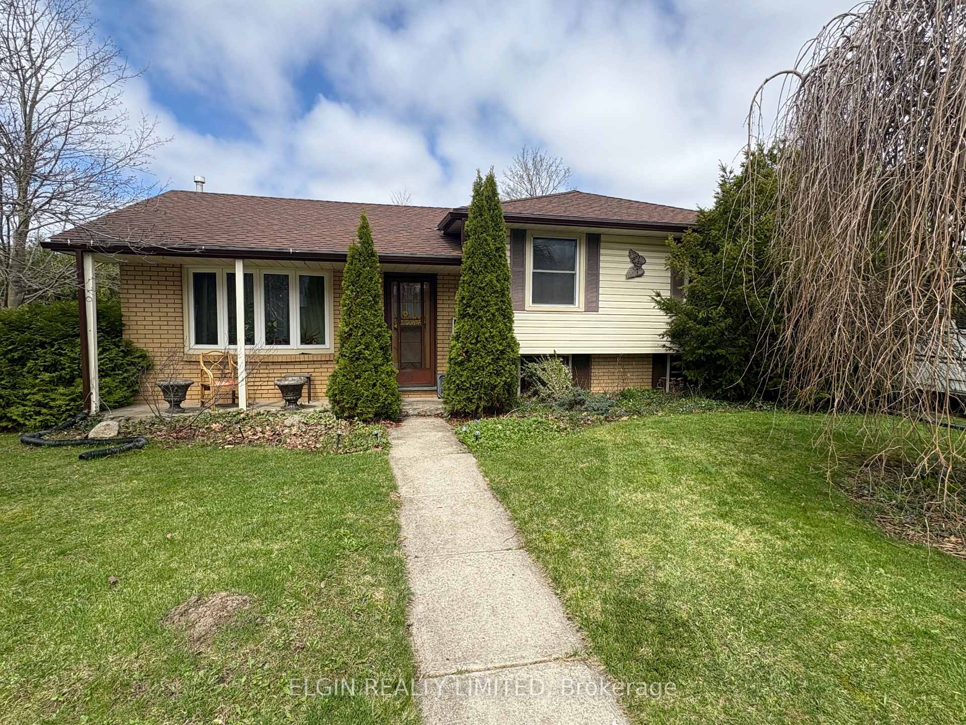 14 Glanworth Avenue St. Thomas Ontario Canada Sale residential   Elgin Realty 