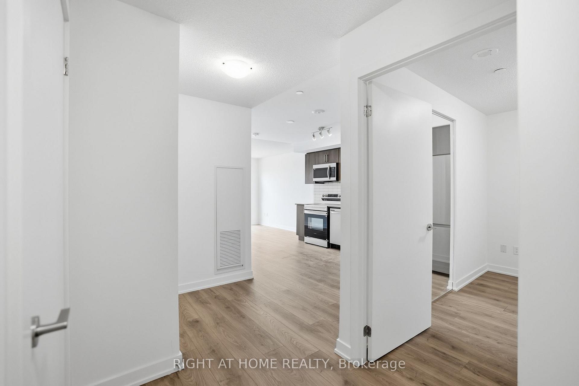 504 - 1010 sandy beach Road Pickering Ontario Canada Rent residential Zain Khan Right at Home Realty, Brokerage*