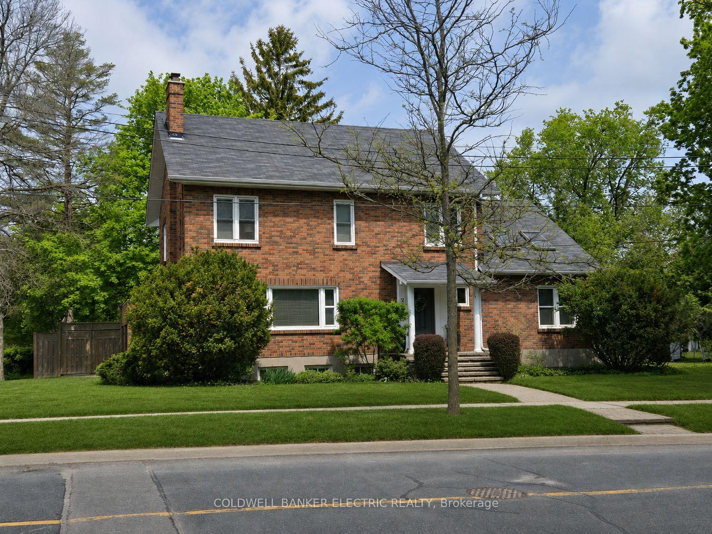 230 Geraldine Avenue Peterborough Ontario Canada Sale residential   HomeLife Preferred Realty Inc., Brokerage*