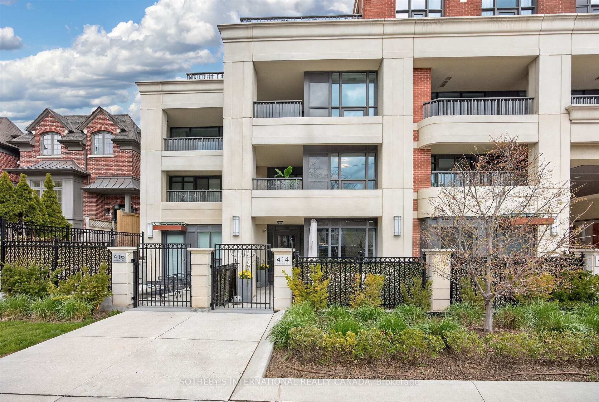 Th 2 - 414 Brookdale Avenue Toronto Ontario Canada Sale residential Brian Matthews RE/MAX Realtron Realty Inc., Brokerage *