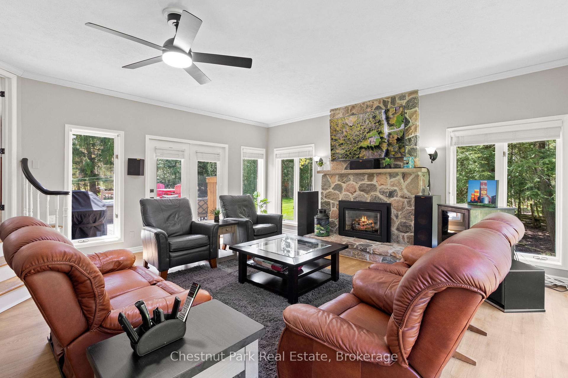 3 Bedroom Single Family Home/House's Image 14