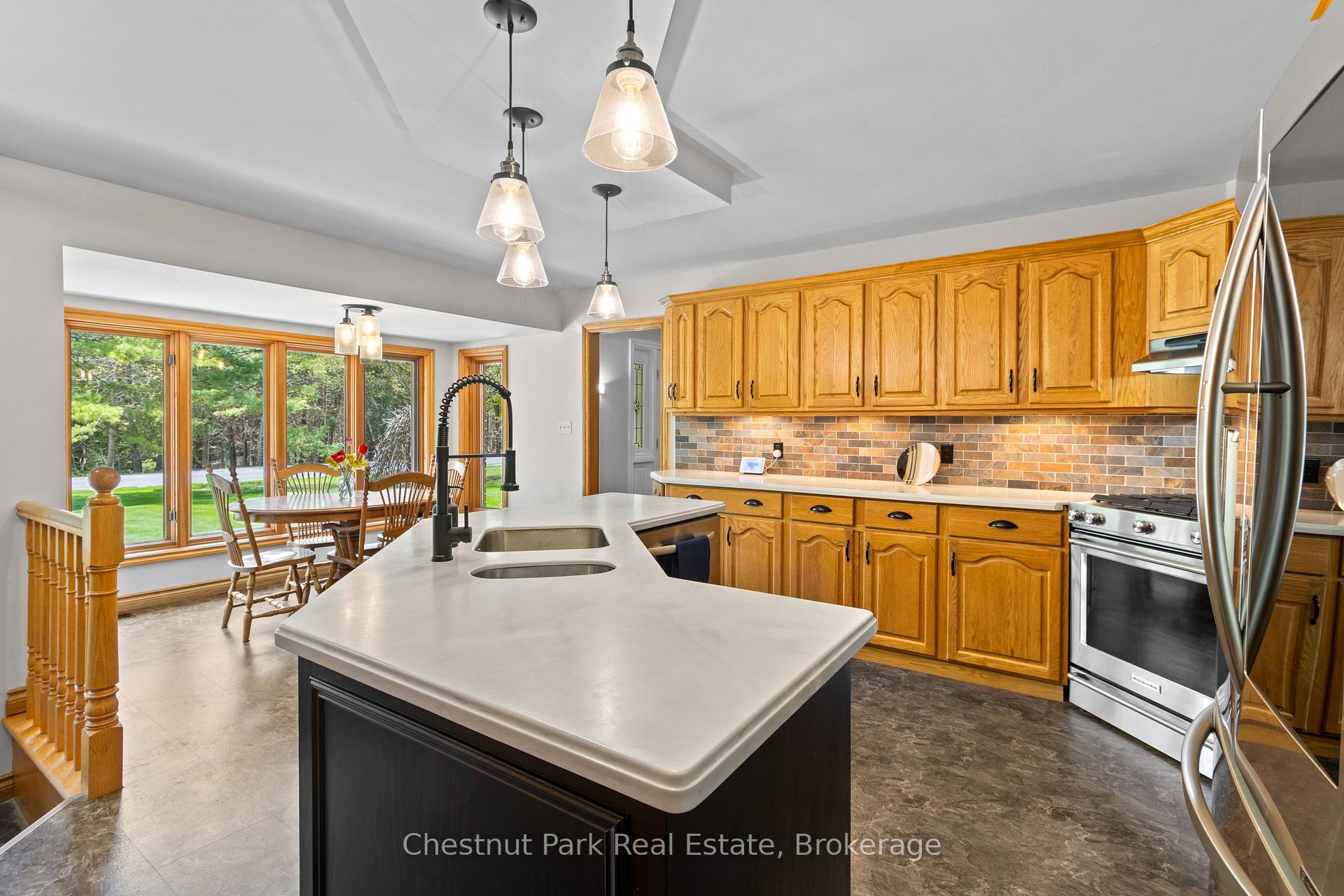 3 Bedroom Single Family Home/House's Image 7