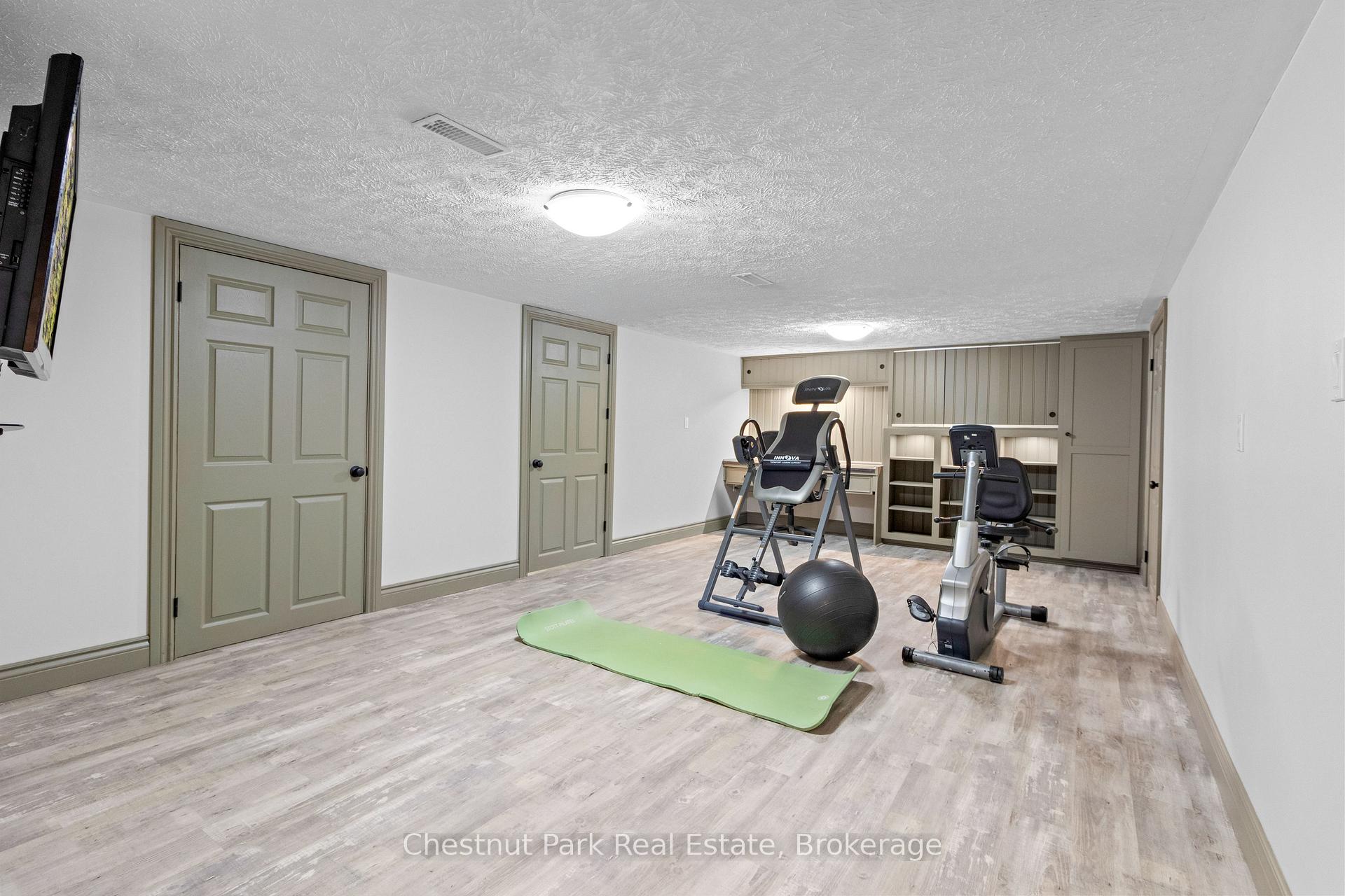 3 Bedroom Single Family Home/House's Image 28
