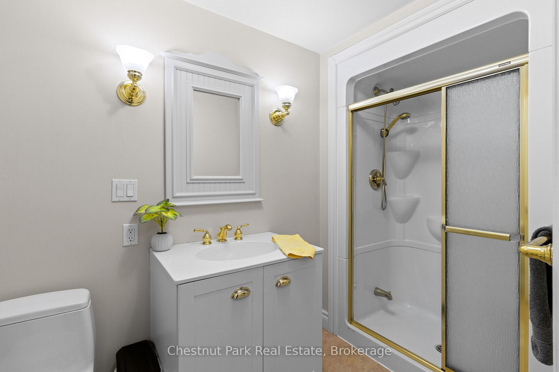 3 Bedroom Single Family Home/House's Image 27